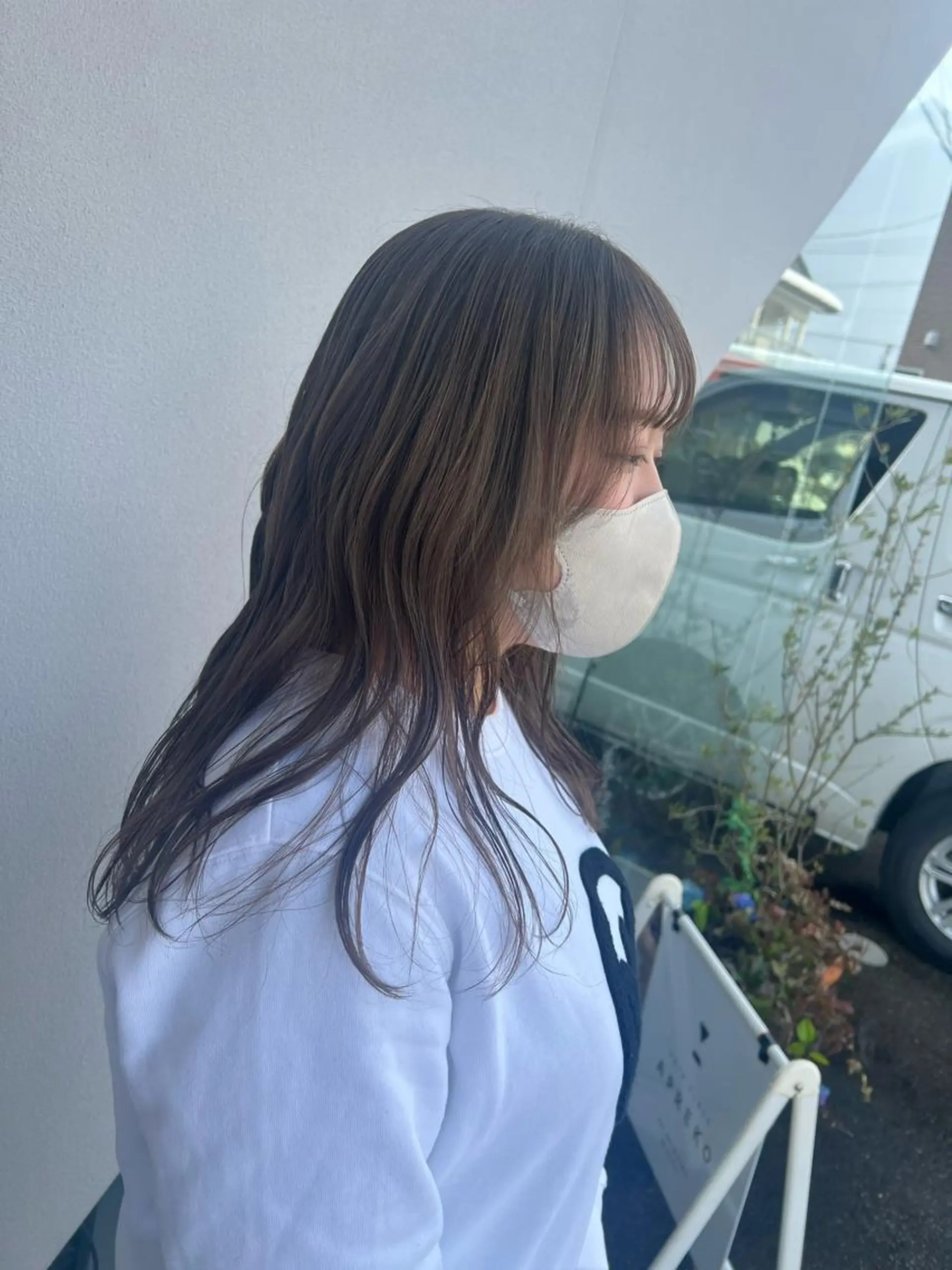 ロング カラー グレージュ カット ヘアカラー APREKO SAYAKAのヘアスタイル