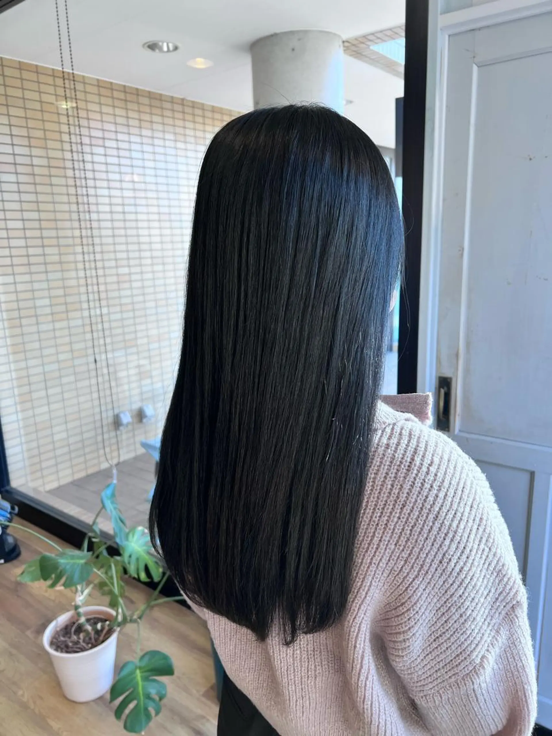 ロング カラー ヘアカラー トリートメント ツキダテ ユイのヘアスタイル
