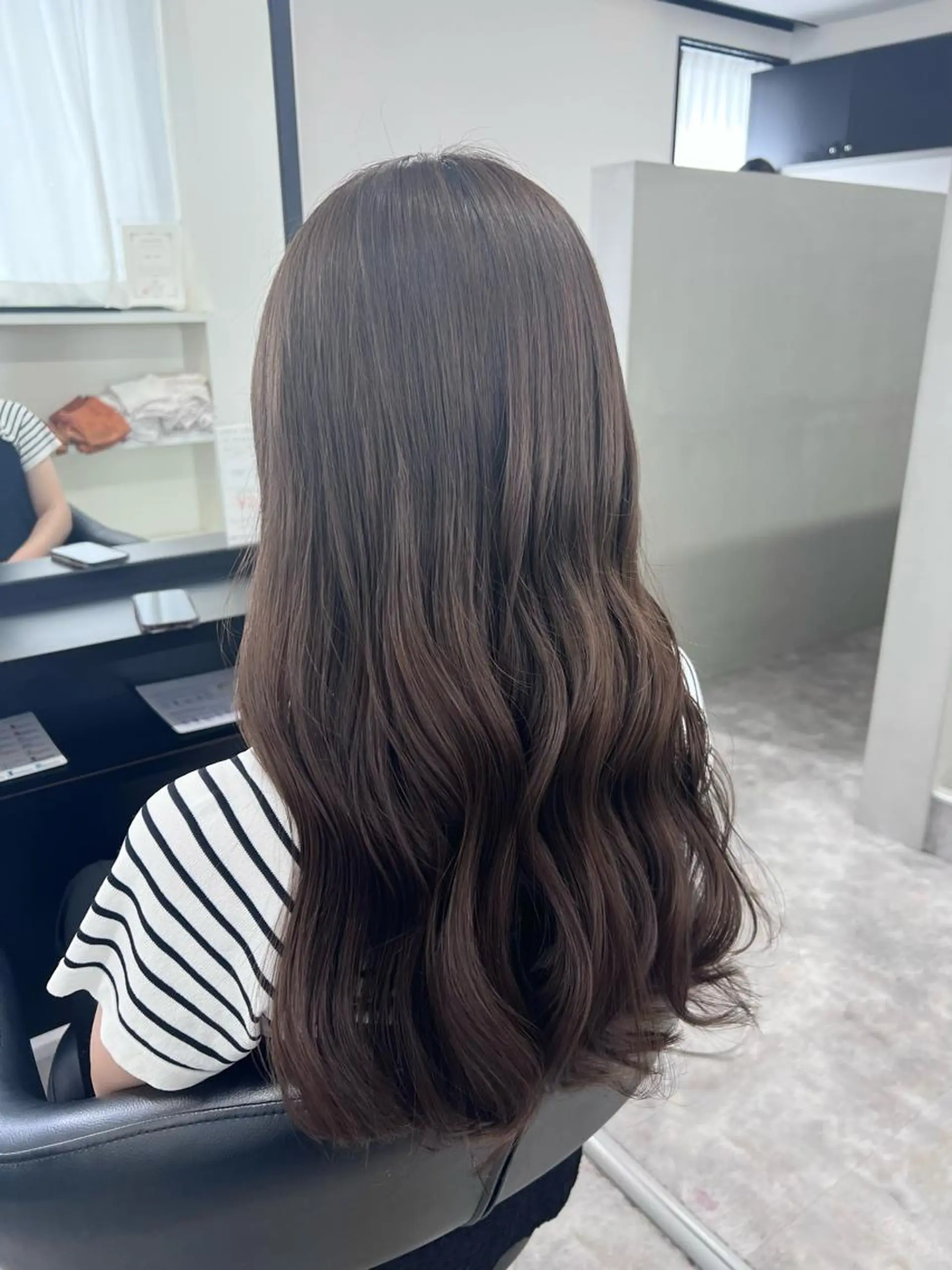 ロング カラー ベージュカラー LOBY所属・LOBY トモヤのヘアスタイル