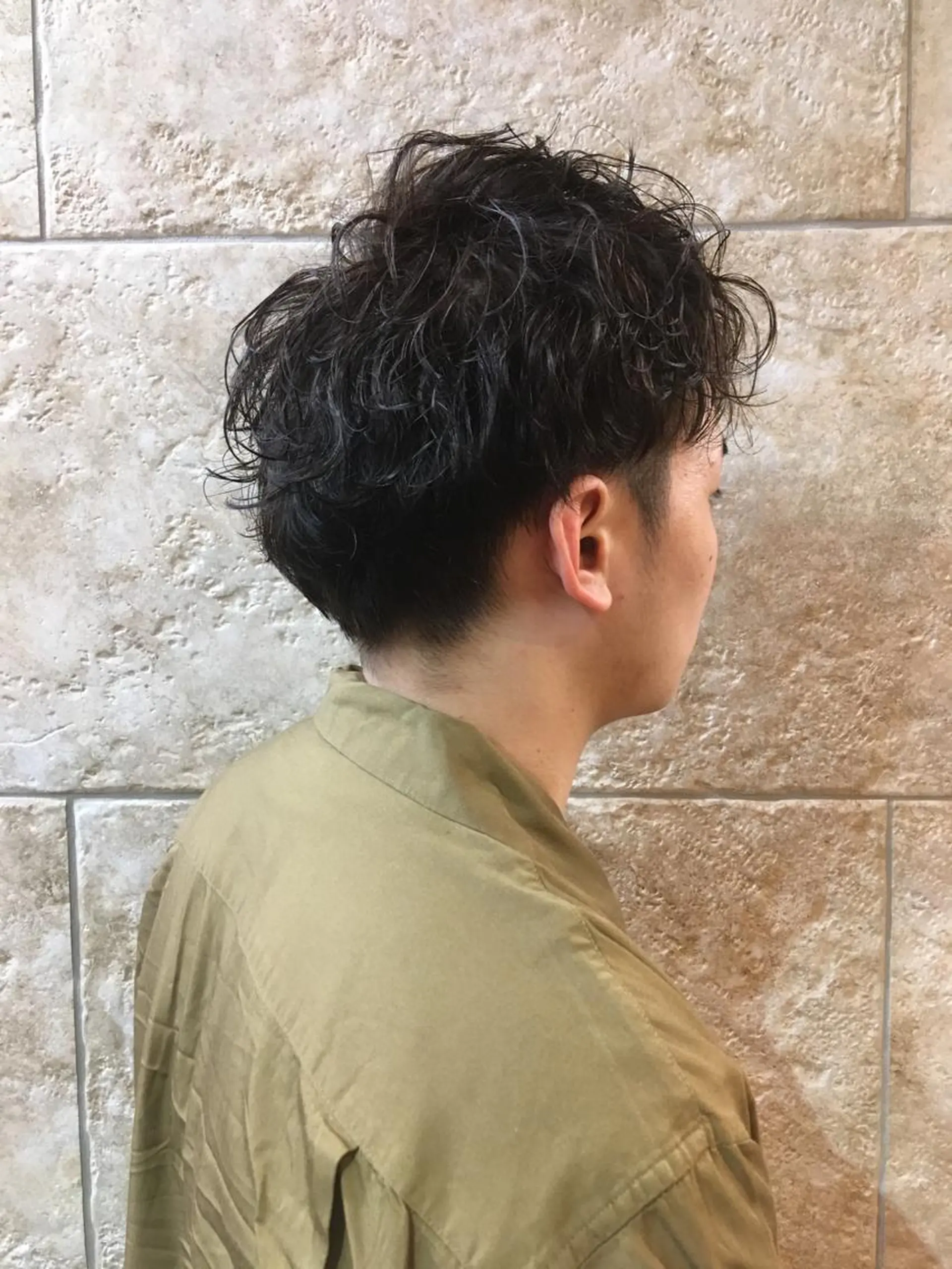 ショート パーマ 斉藤 貴也のヘアスタイル