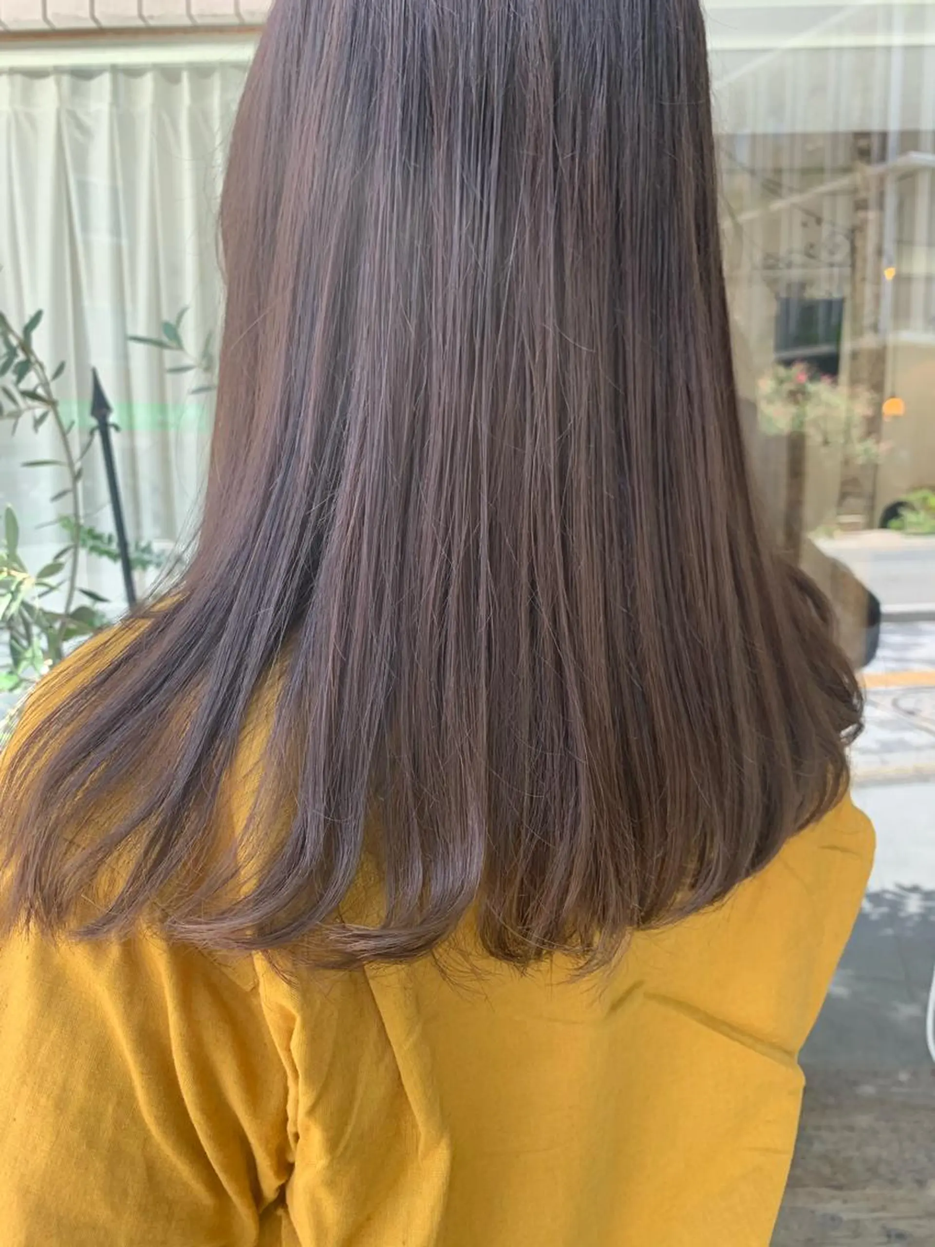 セミロング カラー カット ヘアカラー fio マナミのヘアスタイル