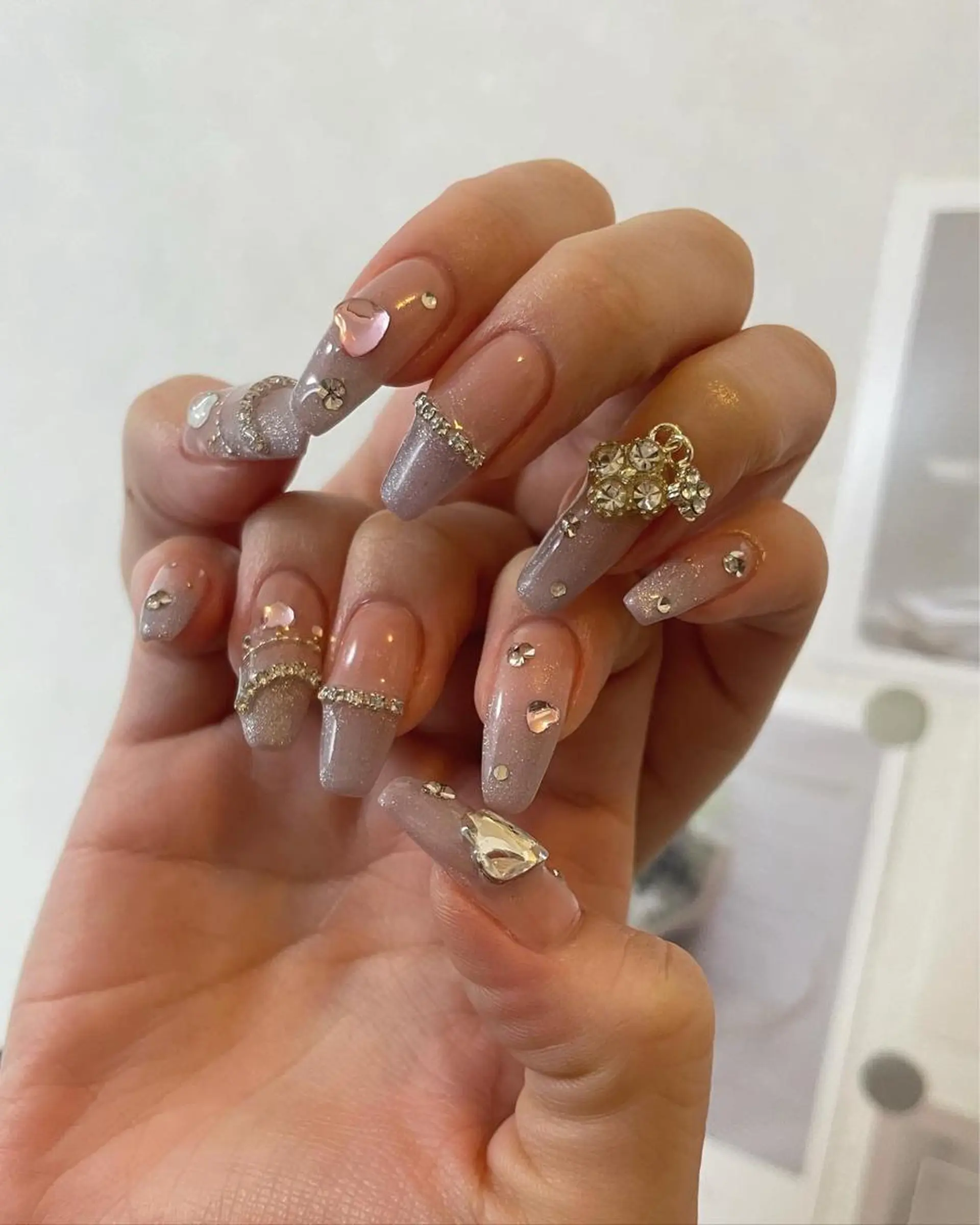 ネイル cyan private salon所属・takayama rioのネイルデザイン