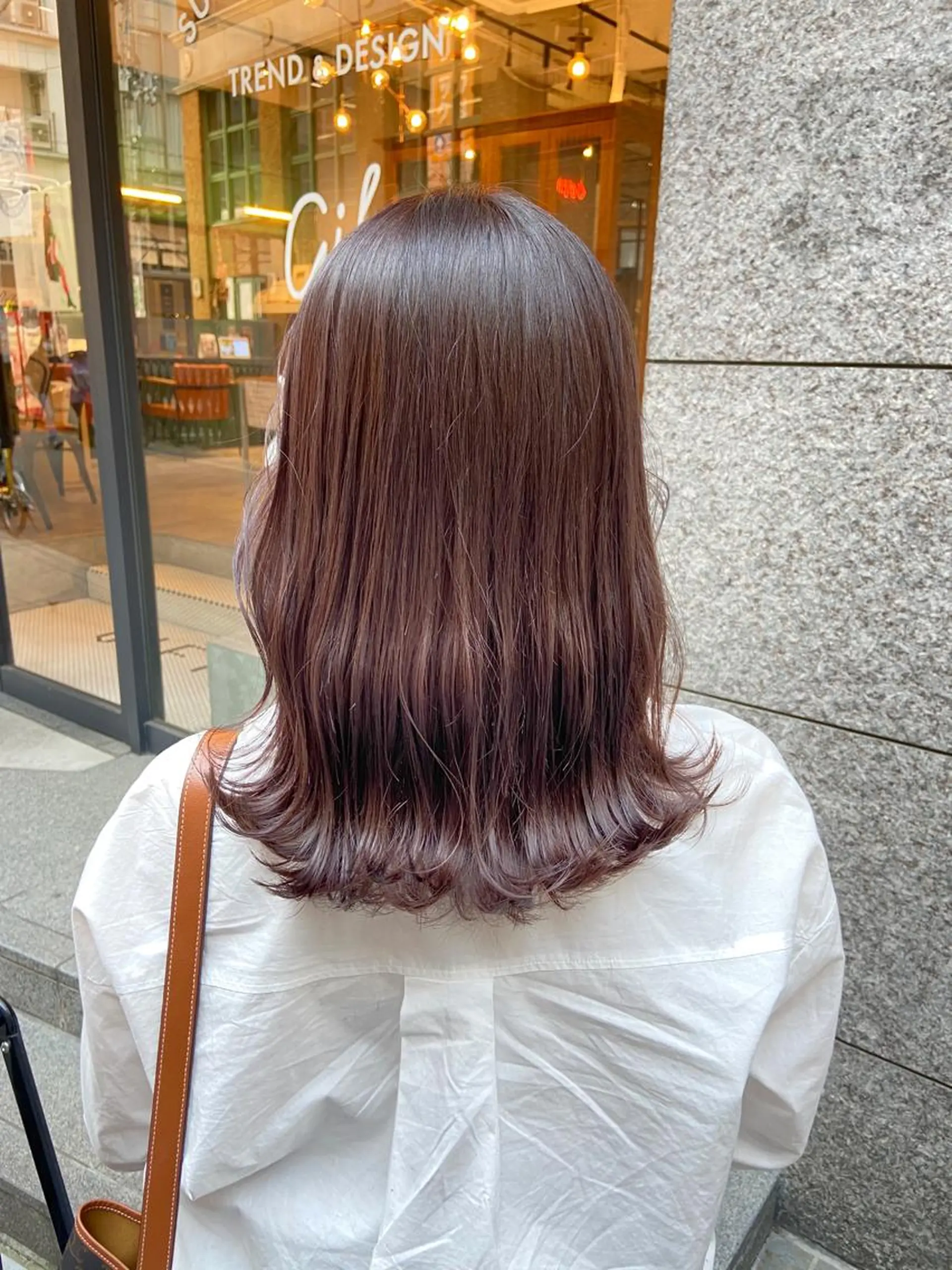 ロング カラー 透明感カラー ラベンダーカラー ノイシキ サキのヘアスタイル
