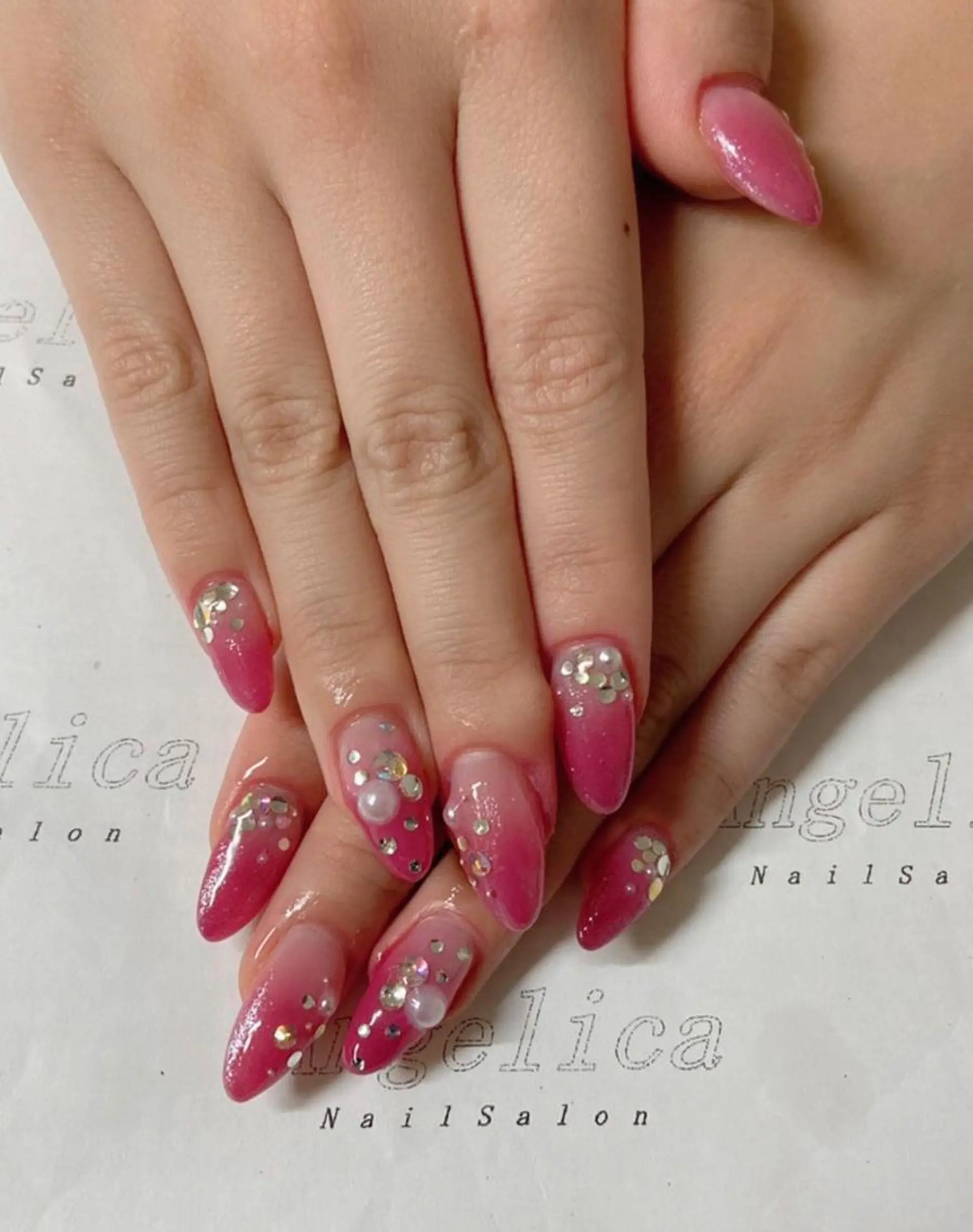 ネイル Angelica ネイリストのネイルデザイン