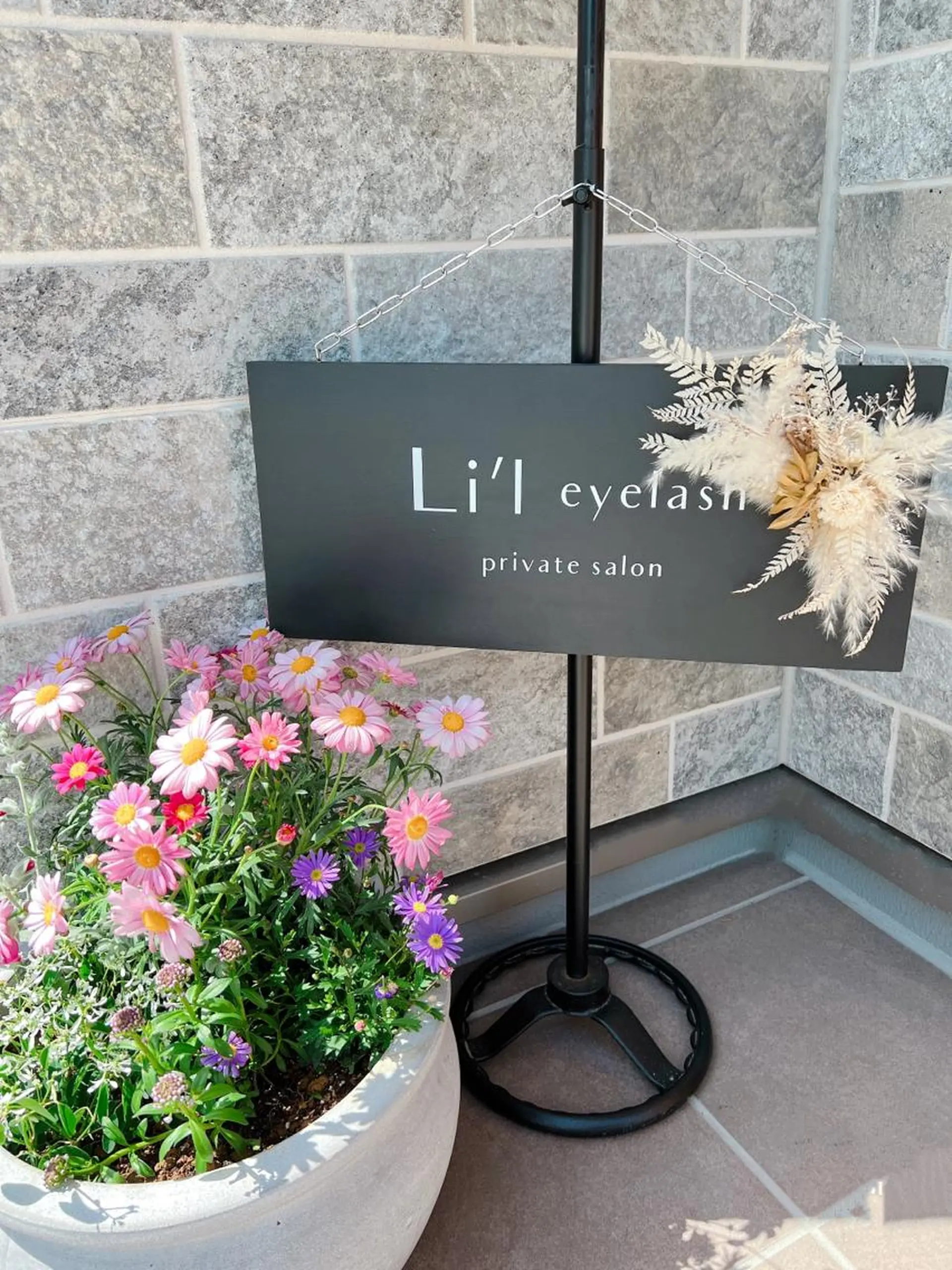 li'l eyelashのマツエク・マツパデザイン