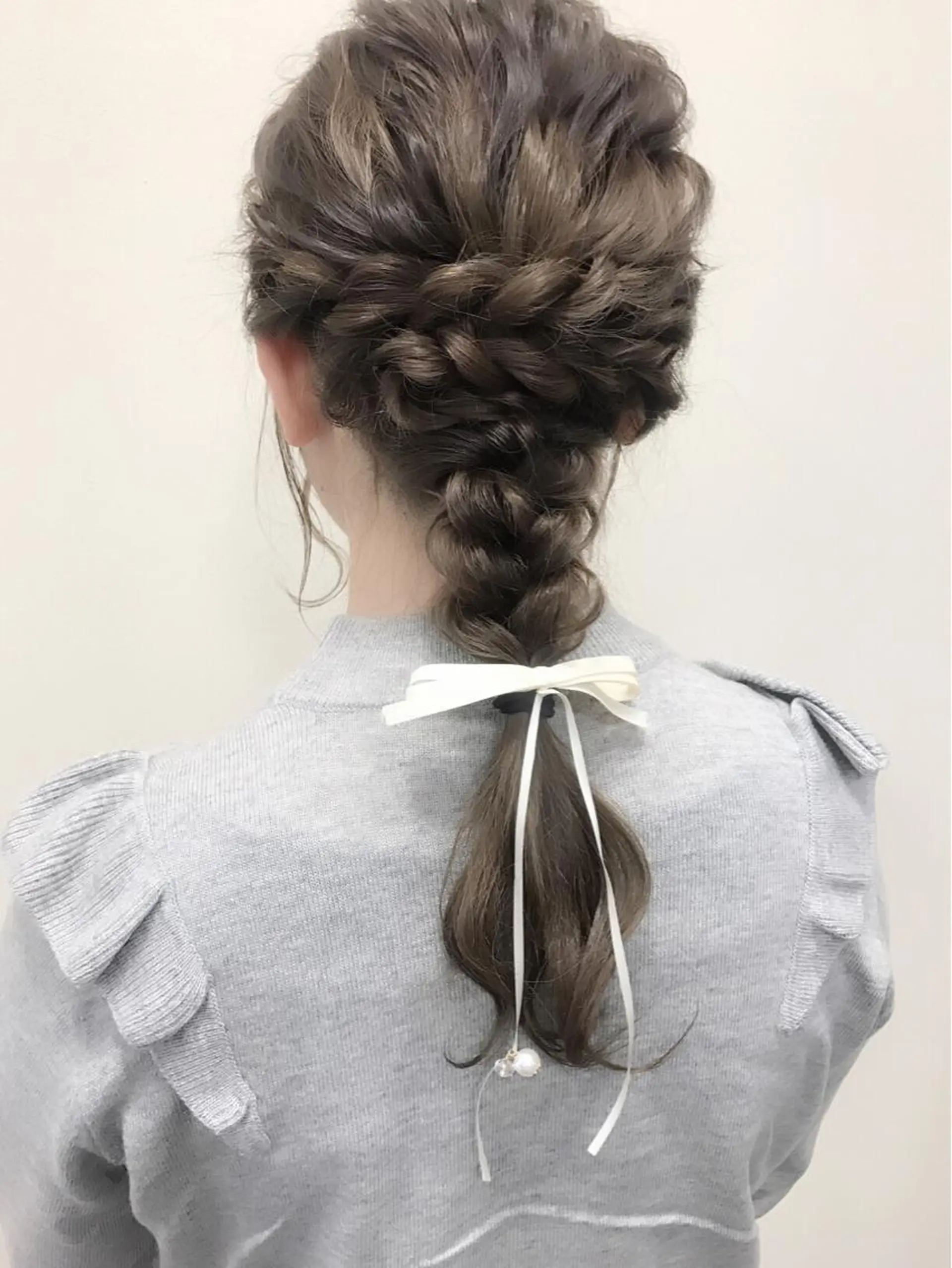 セミロング ロング ヘアアレンジ 三つ編み 沢田 瞳のヘアスタイル