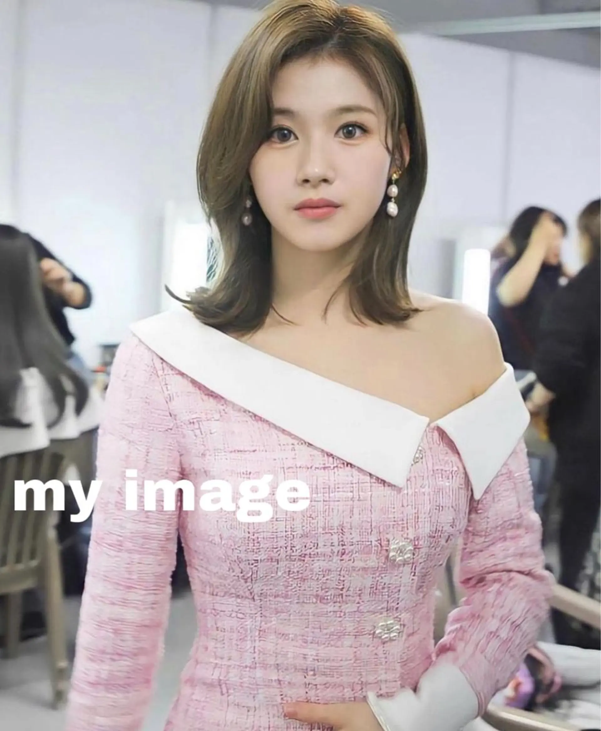 ミディアム カラー ヘアアレンジ ベージュカラー 透明感カラー オリーブベージュ ボブ くびれヘア カット ヘアカラー トリートメント eN°byyoureshair所属・🎀トップスタイリ スト湯川響🎀のヘアスタイル