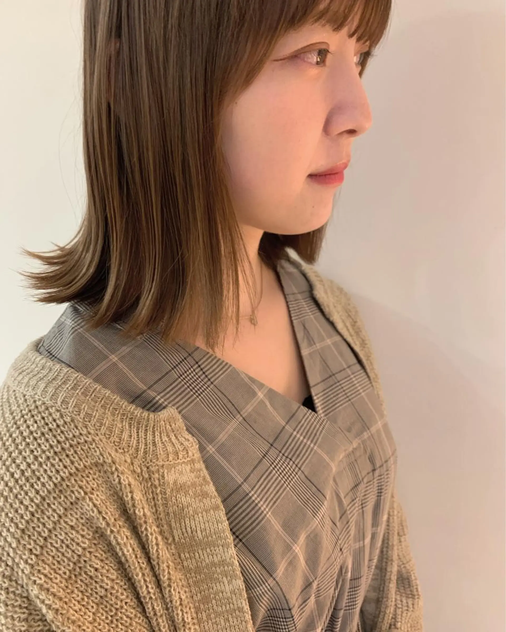 ミディアム 切りっぱなしボブ ボブ 菅原リキヤ くびれレイヤーヘアのヘアスタイル