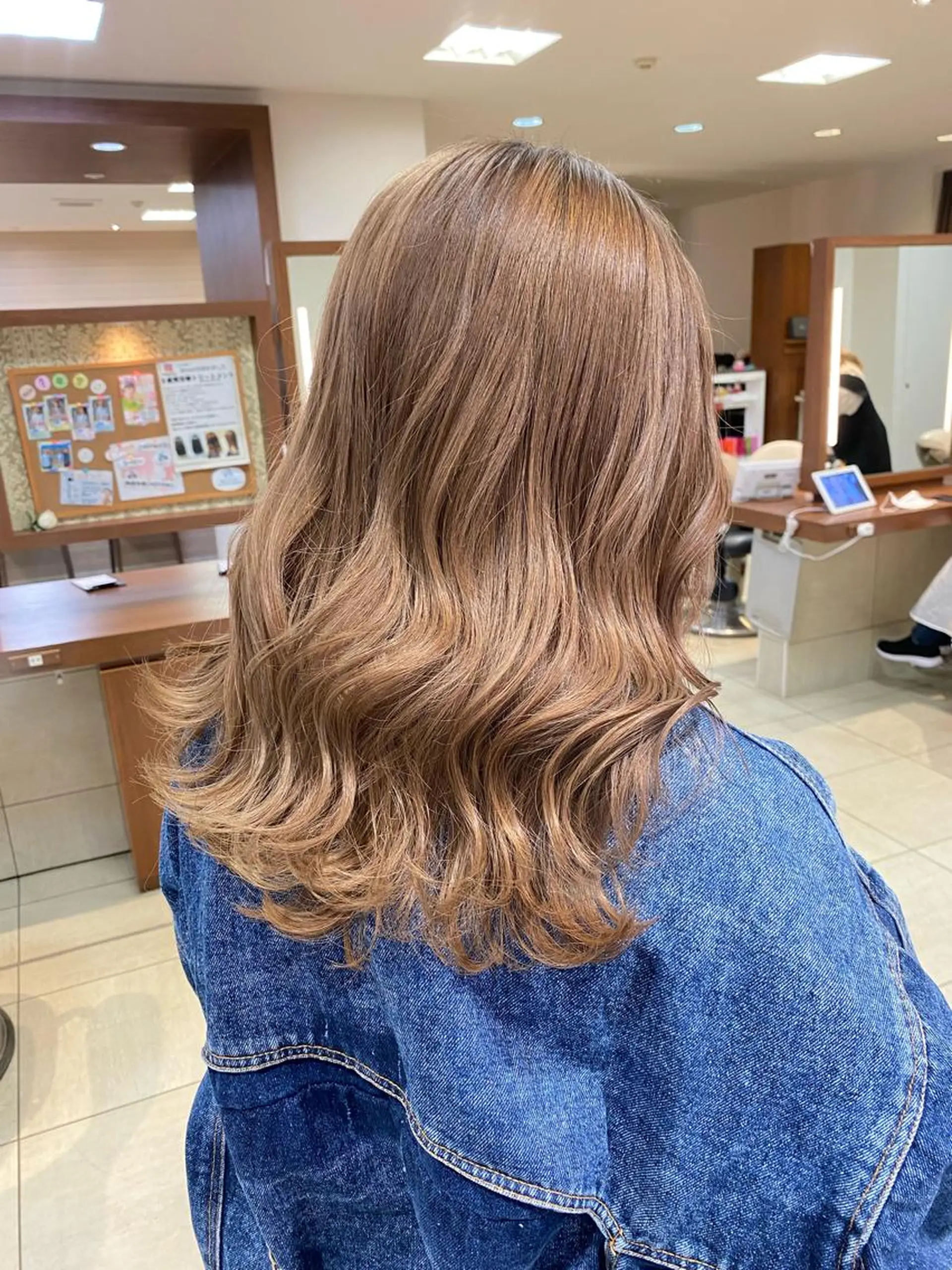 ロング カラー ブリーチ指名No.1 Daikiのヘアスタイル