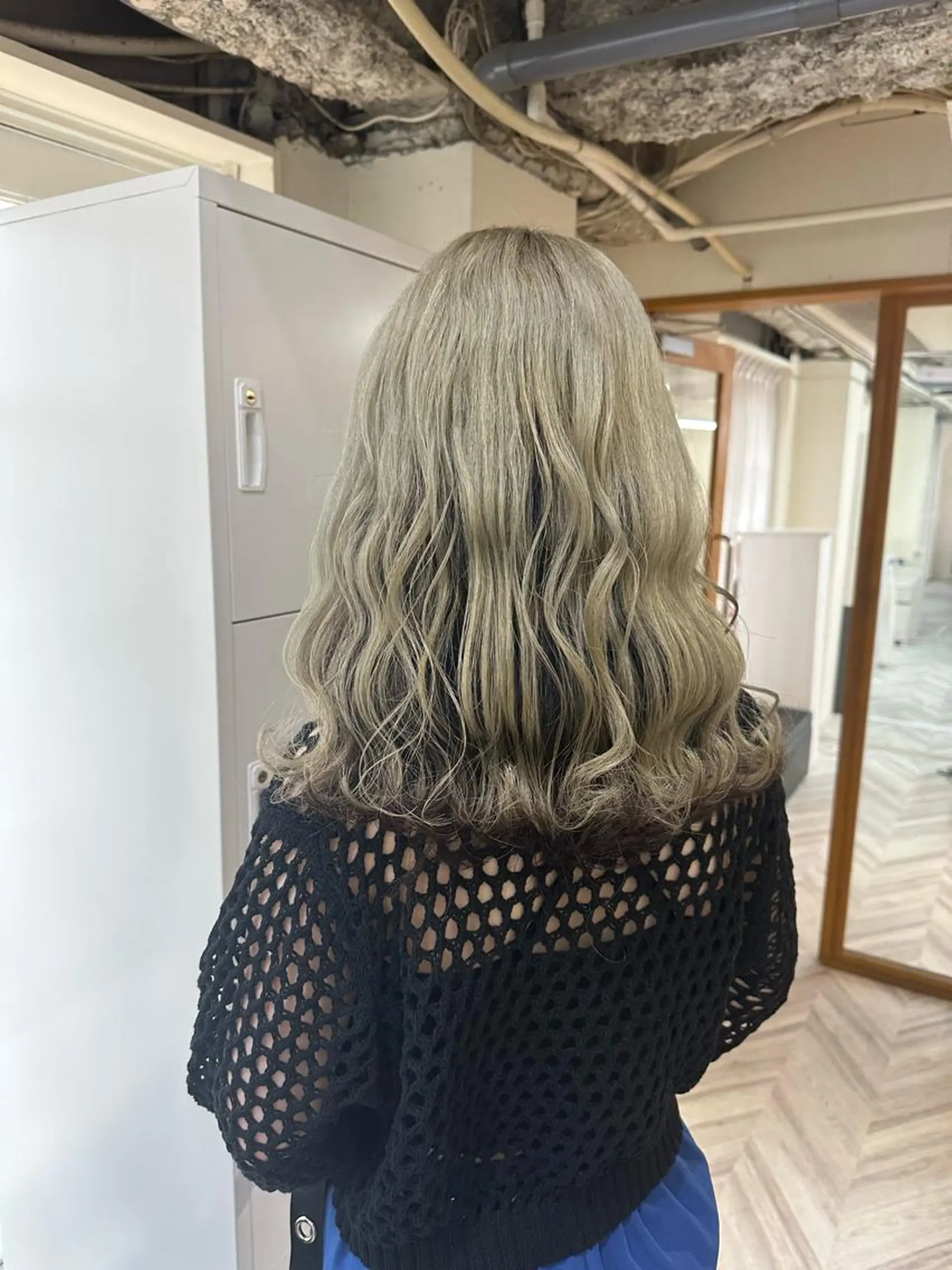 セミロング ヘアセット 韓国ヘア×ハイトーン AYA💫のヘアスタイル