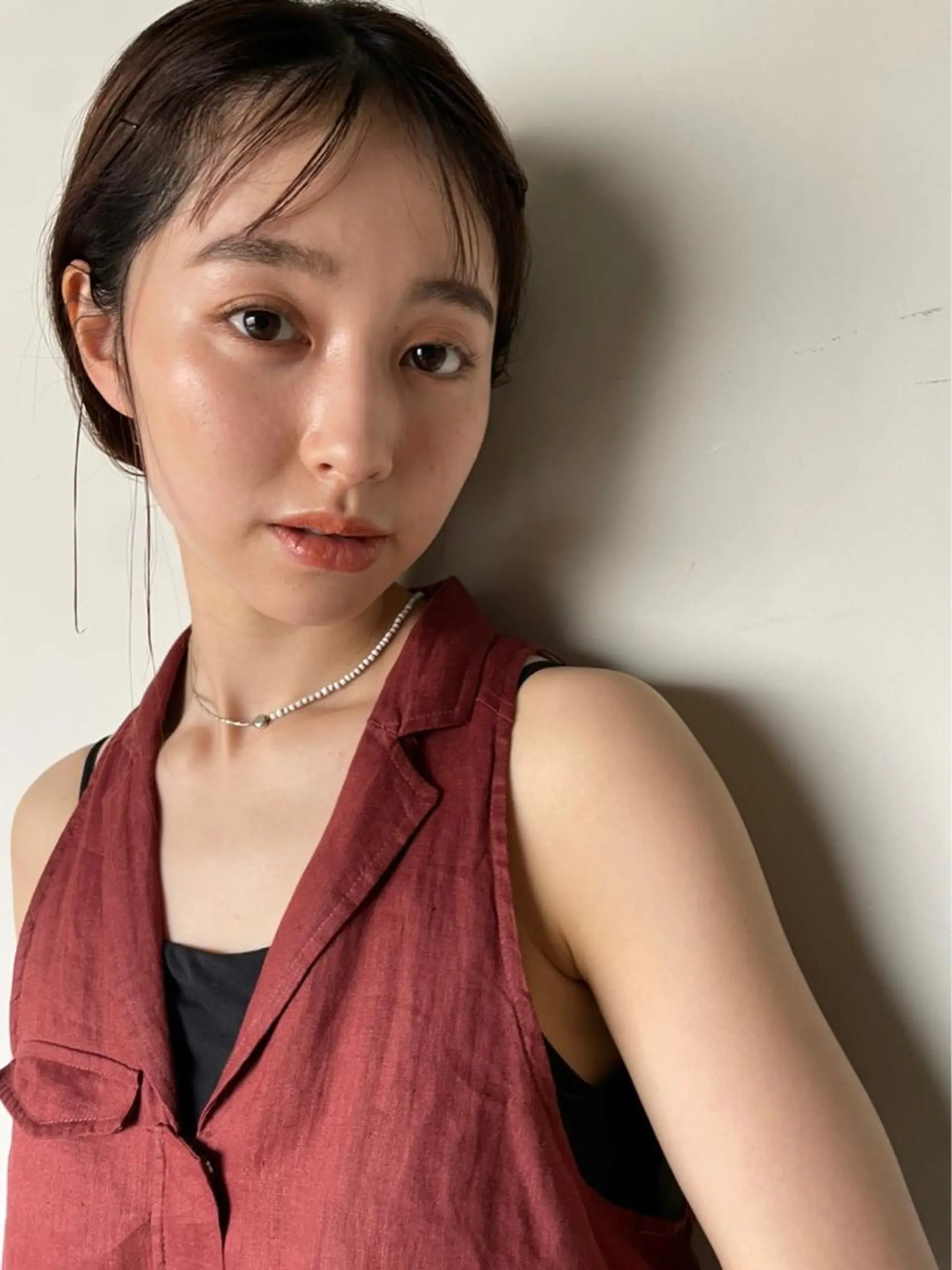 ミディアム カラー THE DAY所属・AKI HASHIMOTOのヘアスタイル