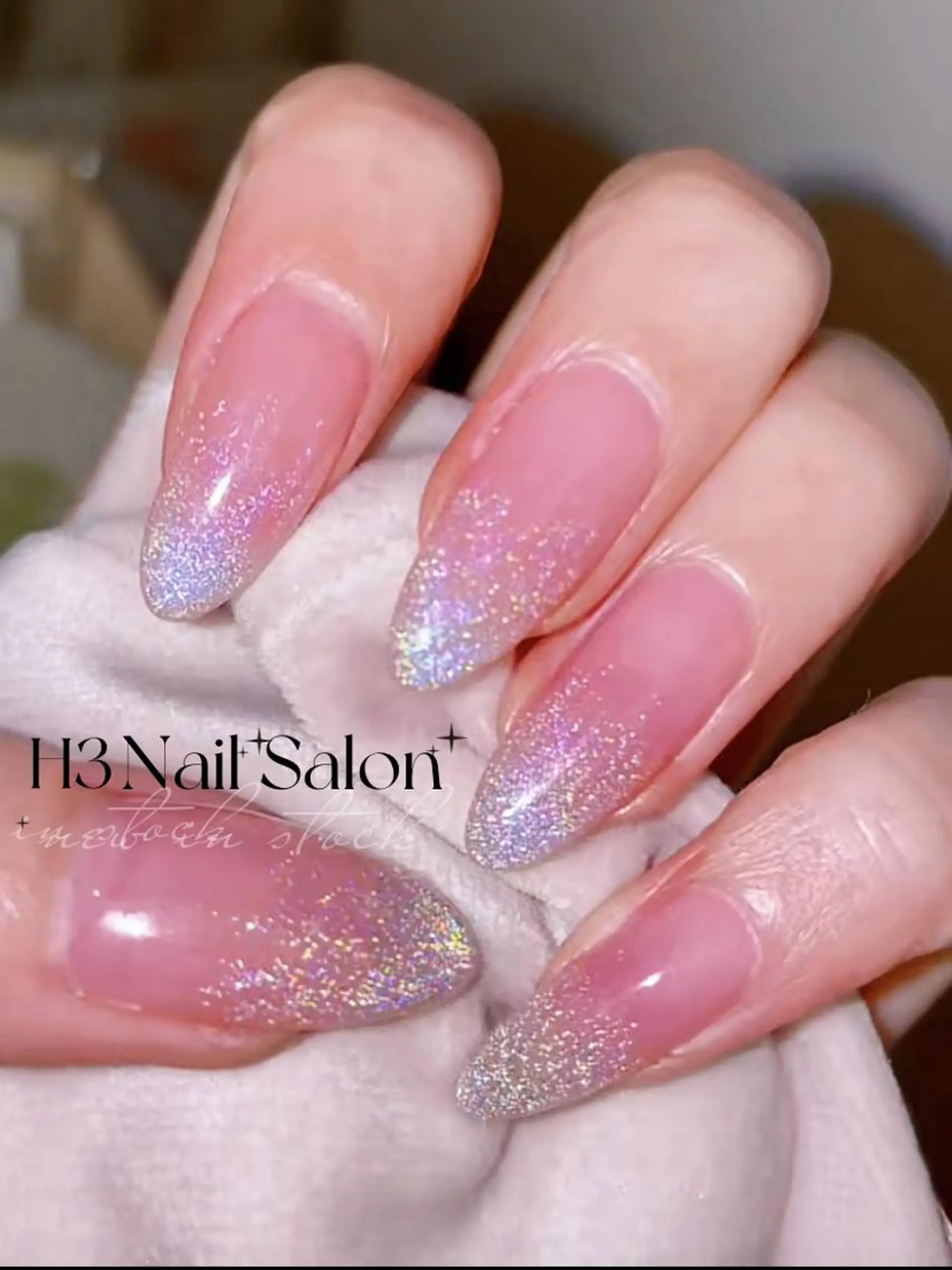 ロング H3 ネイル サロンのネイルデザイン