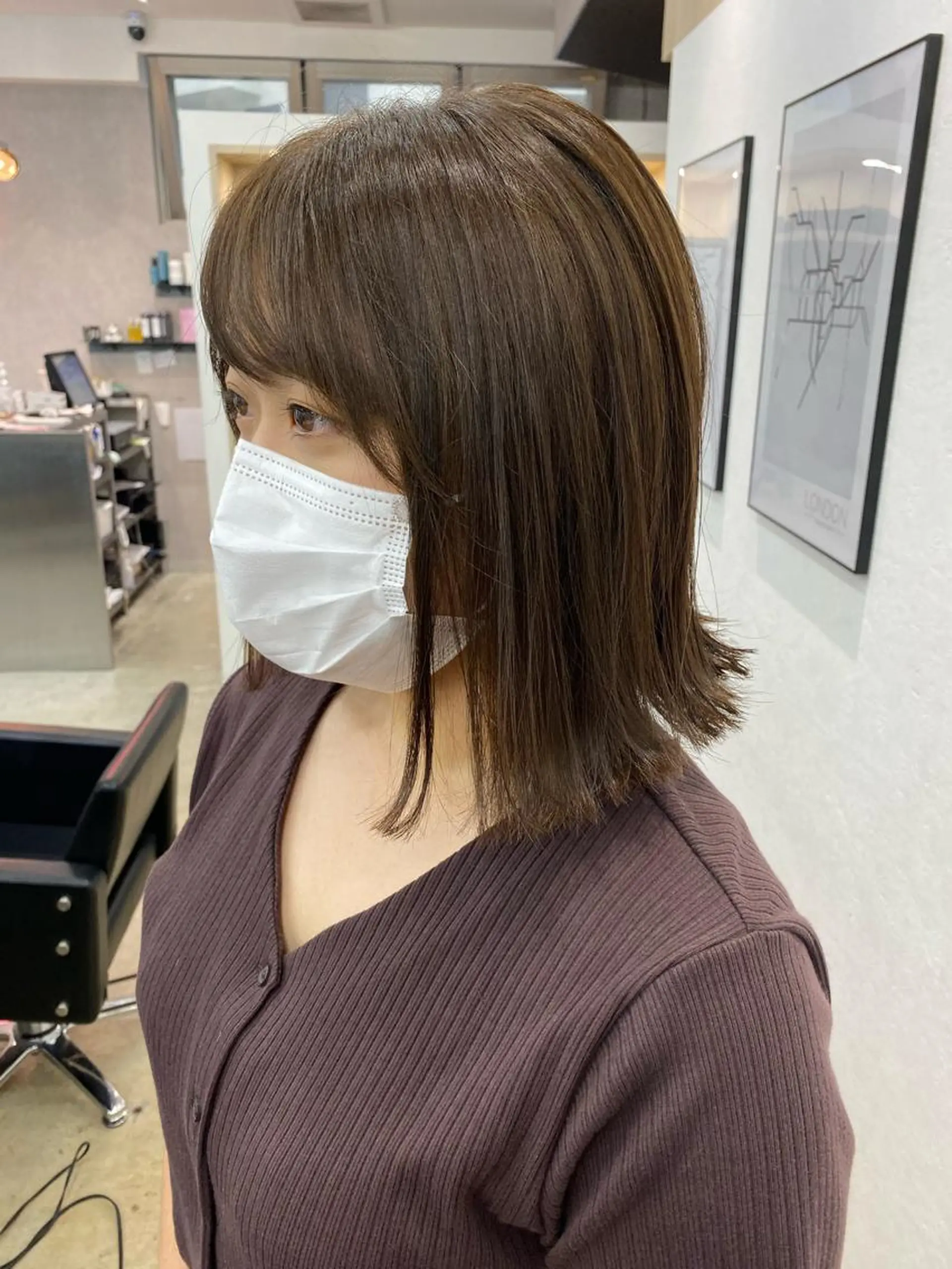 ショート カラー オリーブ/アッシュ やわらか透明感カラーのヘアスタイル