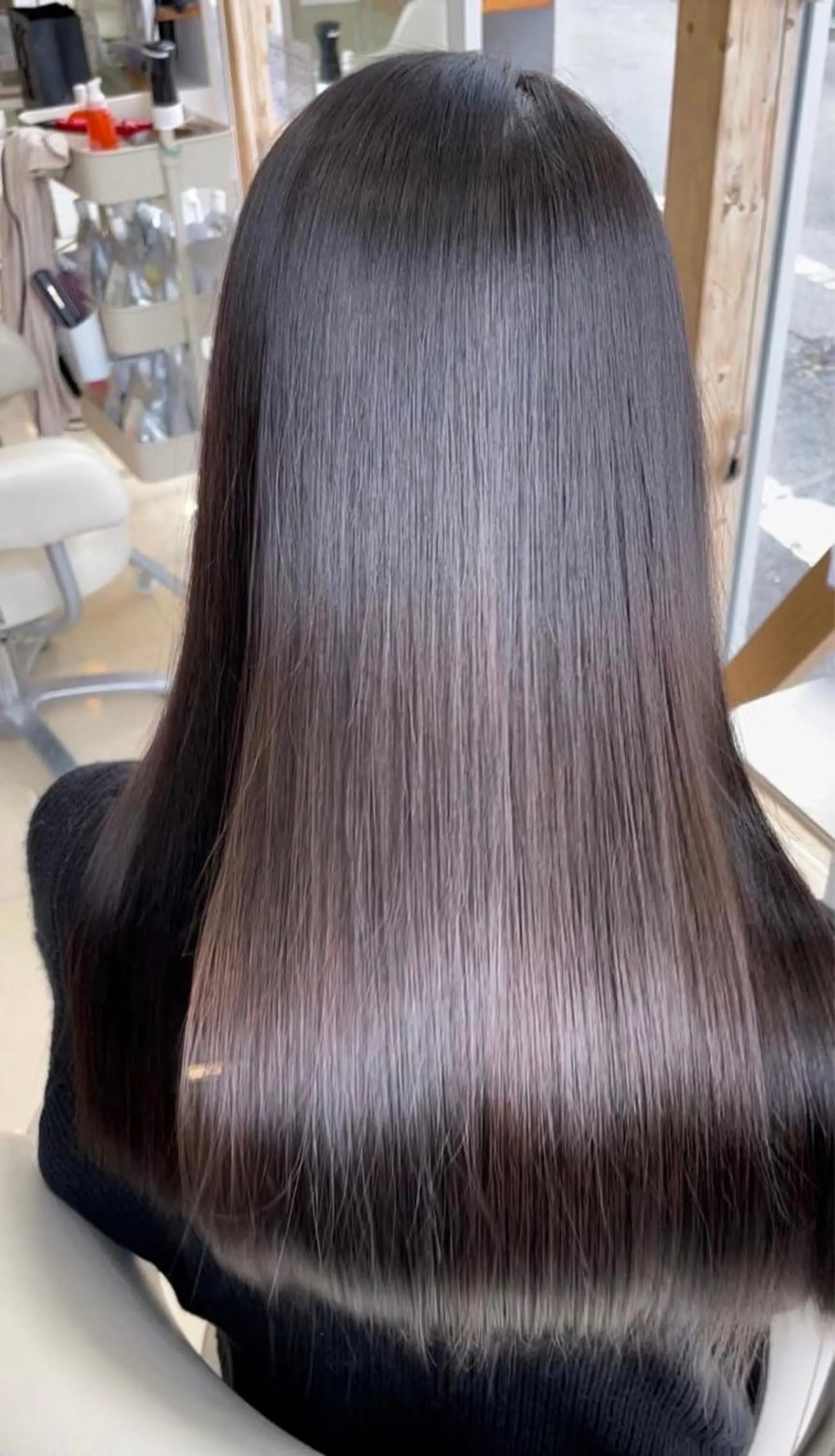 脱白髪染め白髪ぼかし TERA（寺崎）のヘアスタイル