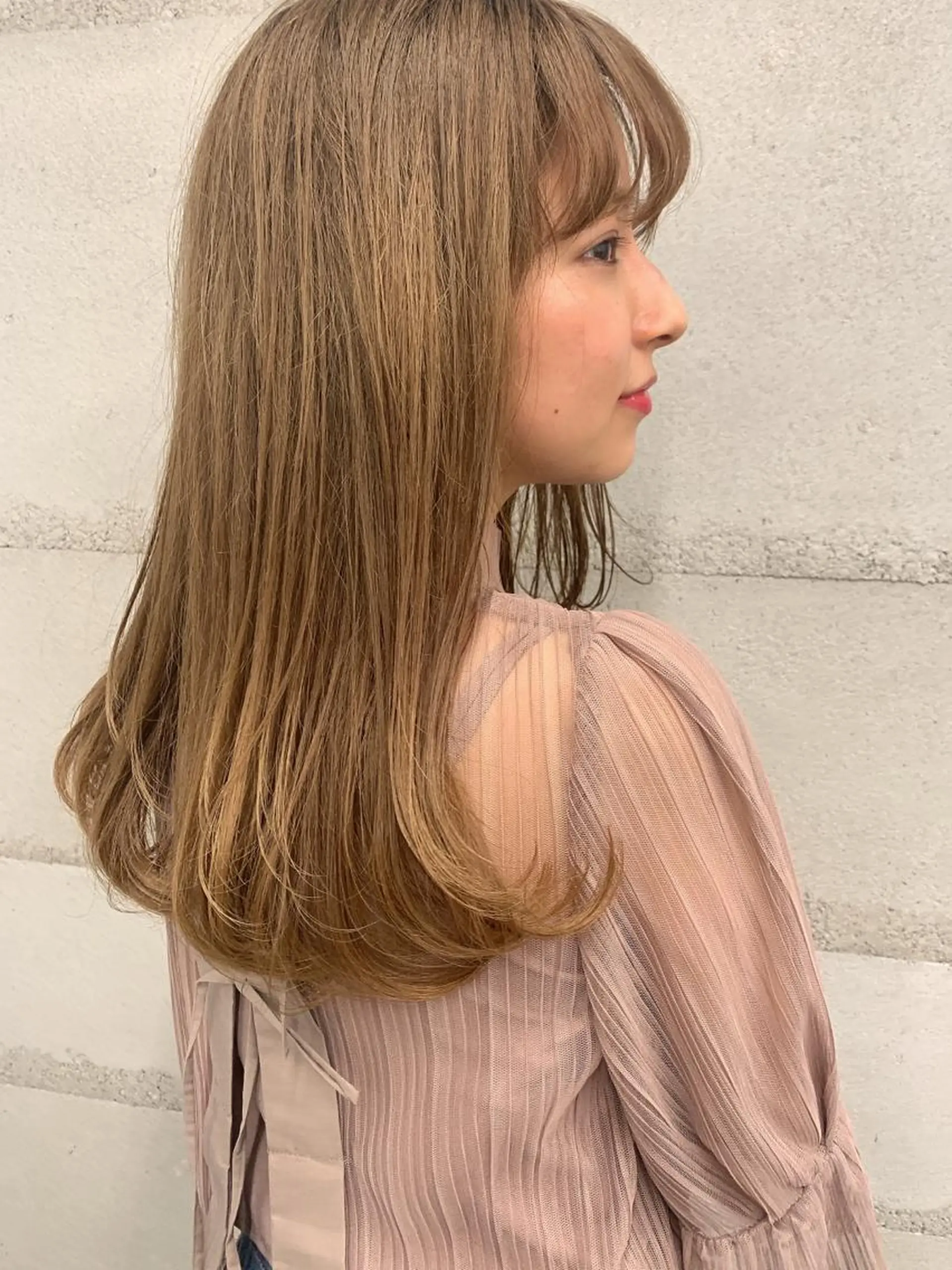 セミロング カラー 透明感/オリーブ/ グレージュ/YUKAのヘアスタイル