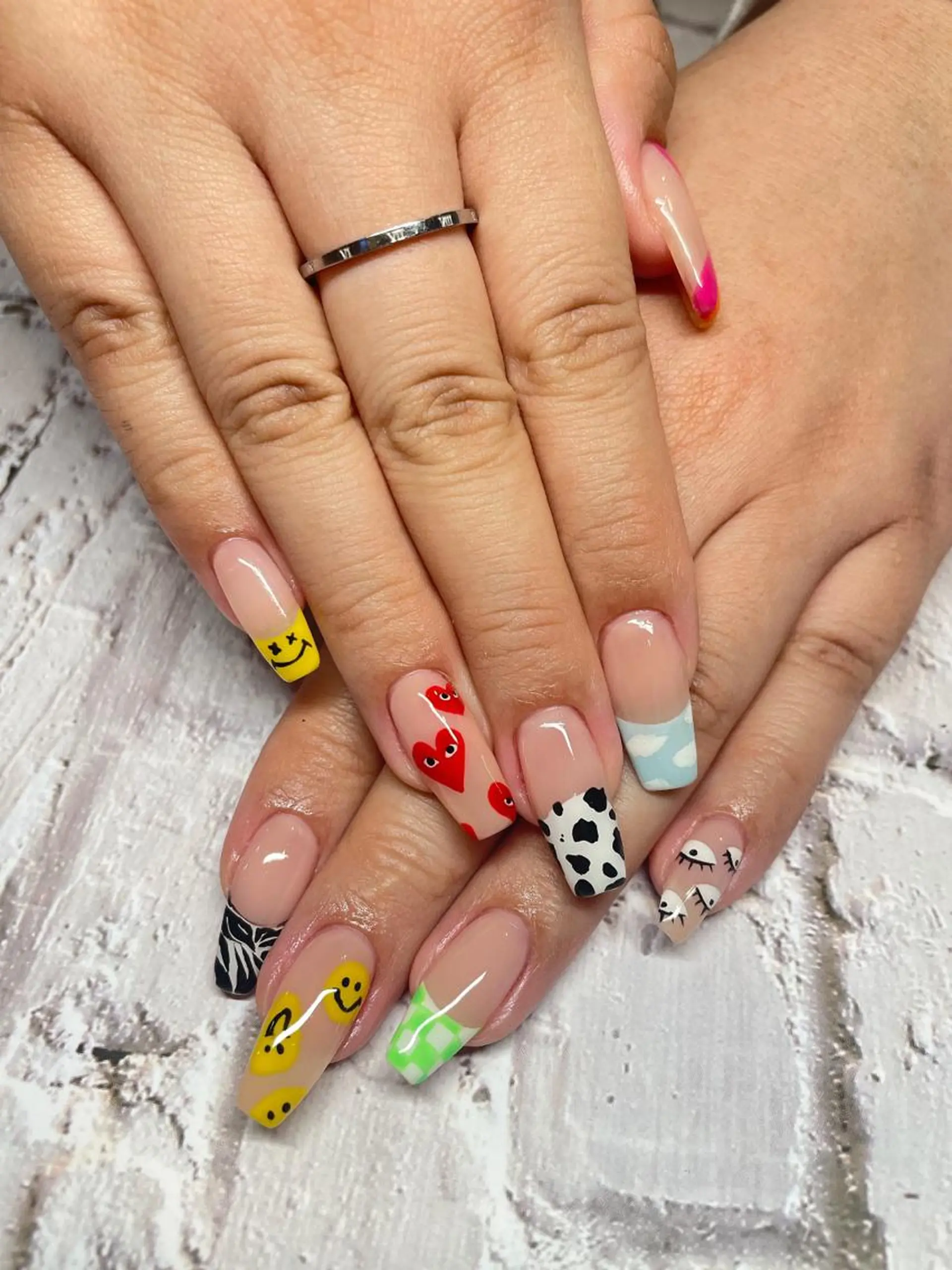 ネイル アートネイル nailsalonIF所属・akira .のネイルデザイン