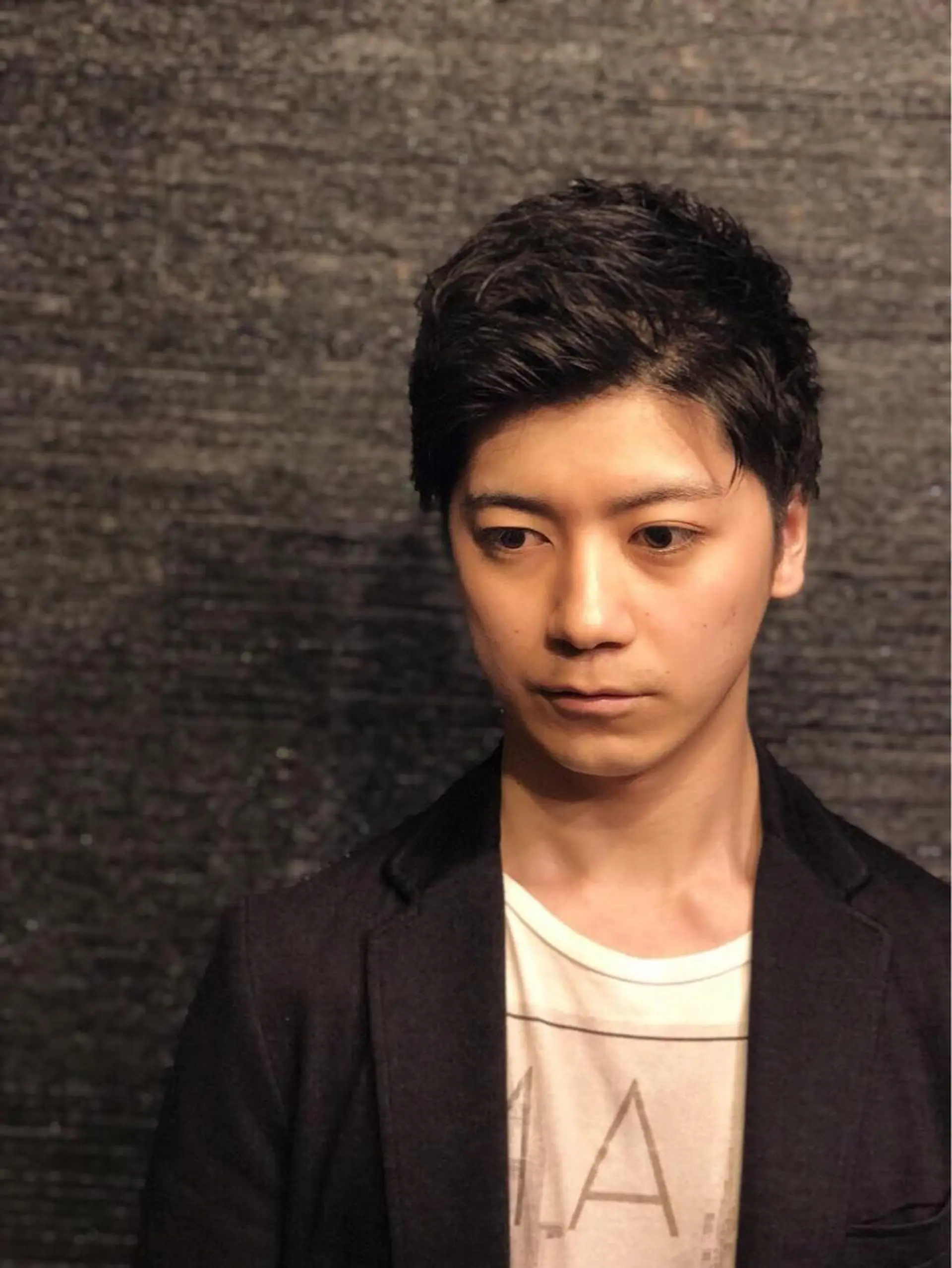 ショート メンズ 岡本 耕太郎のヘアスタイル