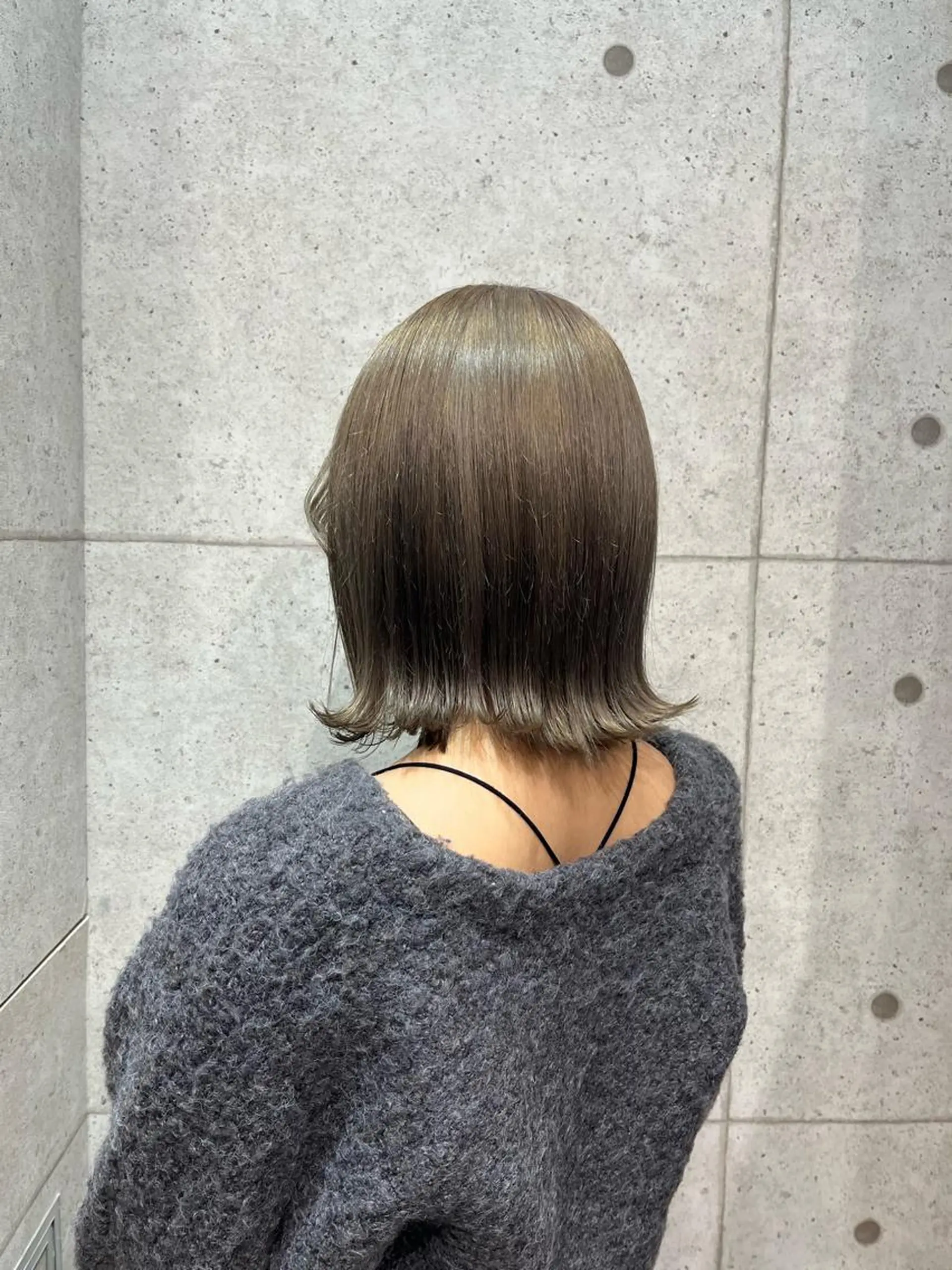 ミディアム カラー グレージュ 【透明感カラー‎✨】 中島日菜のヘアスタイル