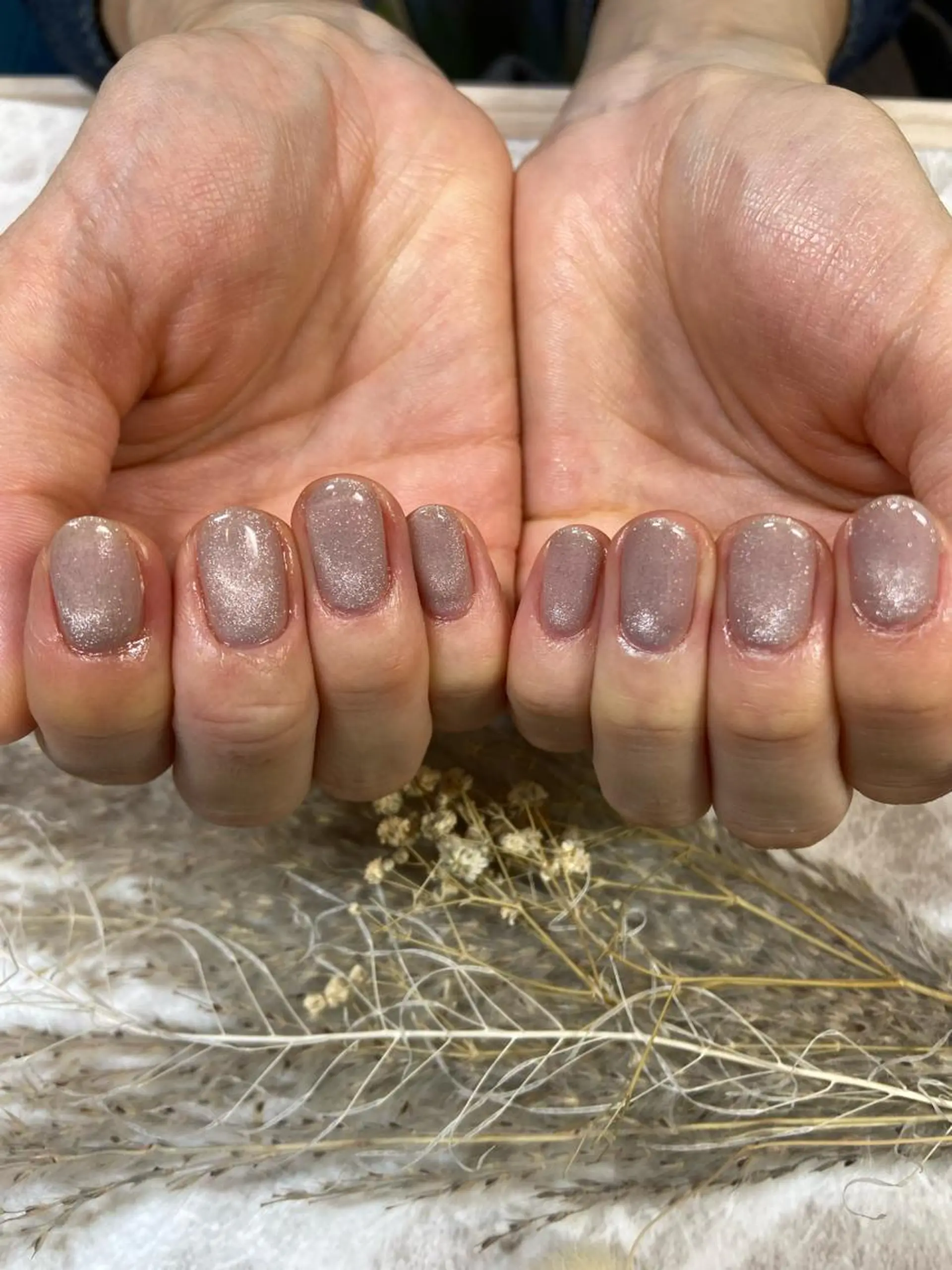 ミディアム ネイル マグネットネイル ハンドネイル ネイルサロン ステラのネイルデザイン