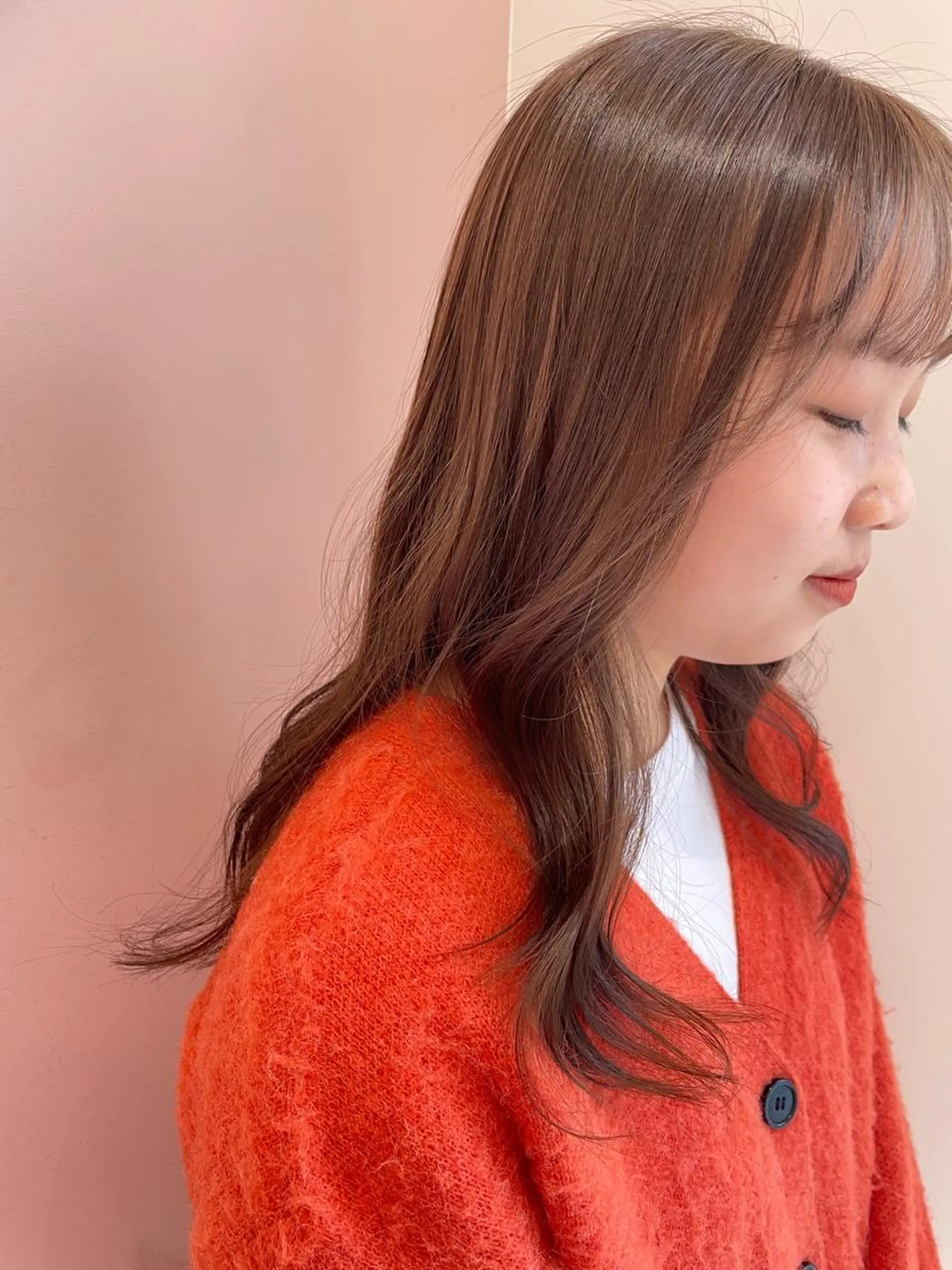 セミロング カラー 透明感カラー イルミナカラー カット ヘアカラー レイヤーカット/ ハイトーンchimiのヘアスタイル