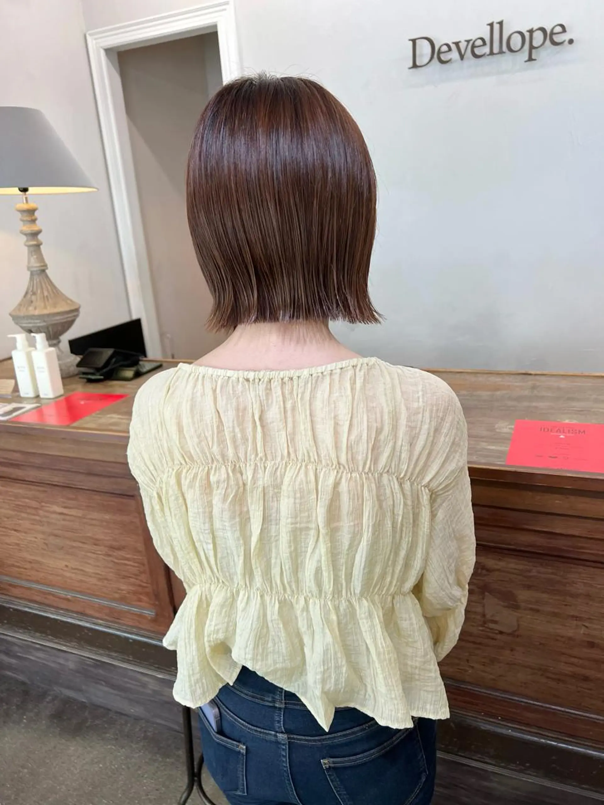 ショート カラー 切りっぱなしボブ ベージュカラー イルミナカラー ボブ カット ヘアカラー 千葉 郁也のヘアスタイル