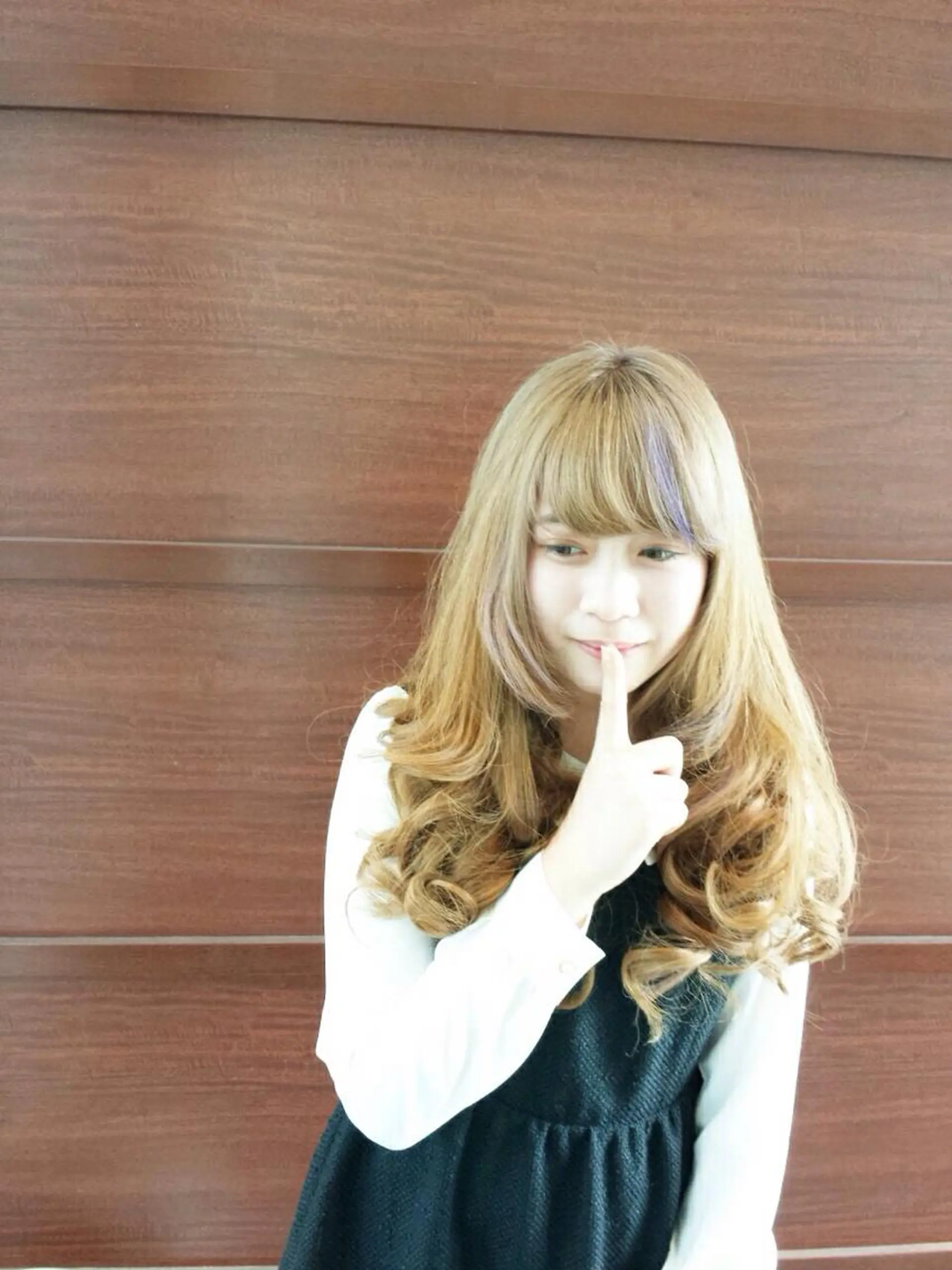 ロング カラー AUBE HAIR flora所属・AUBEhair まつげパーマのマツエク・マツパデザイン