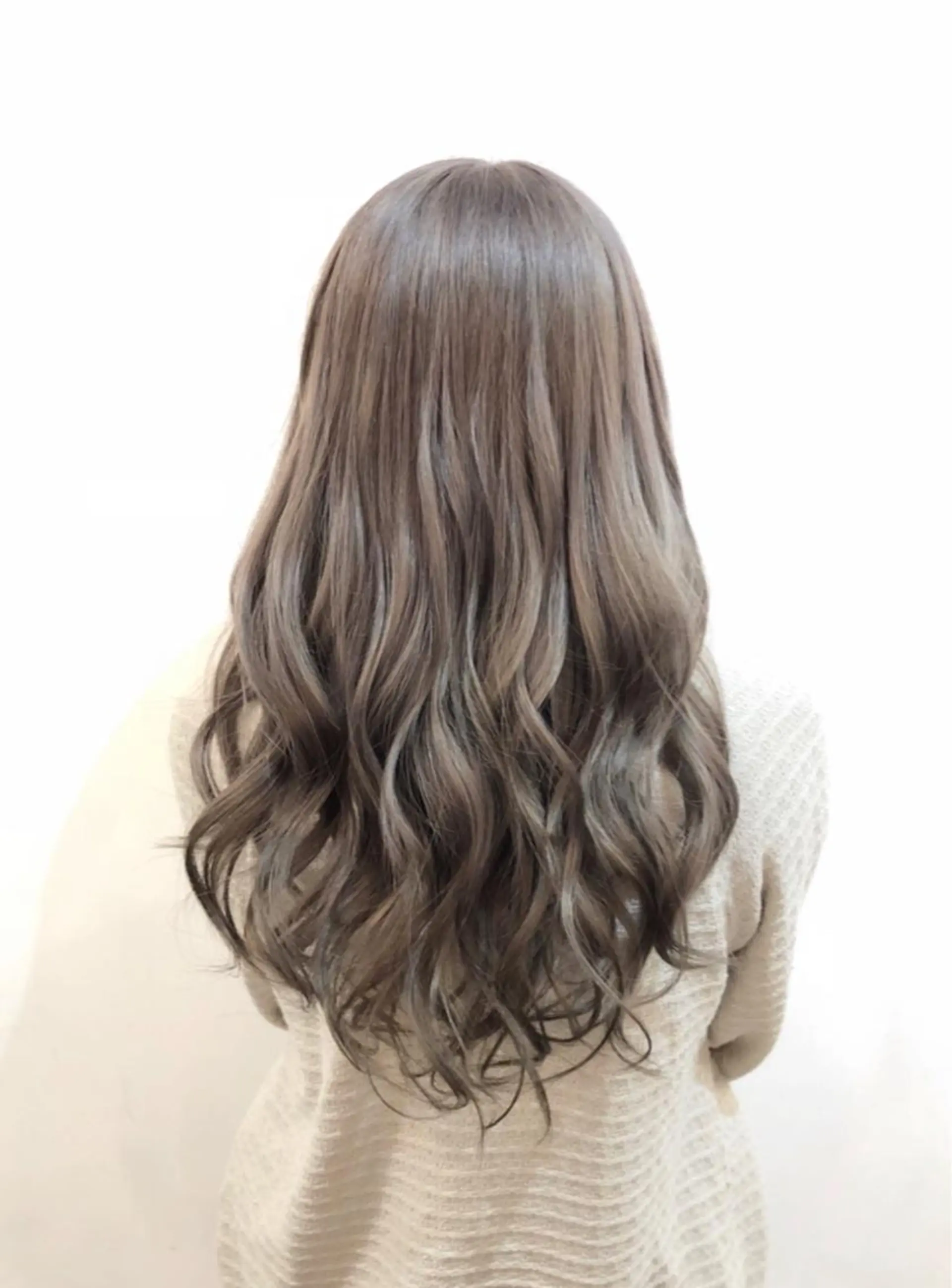 ミディアム カラー ヘアアレンジ ブリーチ トリートメント カット ヘアカラー トリートメント SHEDEL TOKYO所属・今岡 勇人のヘアスタイル