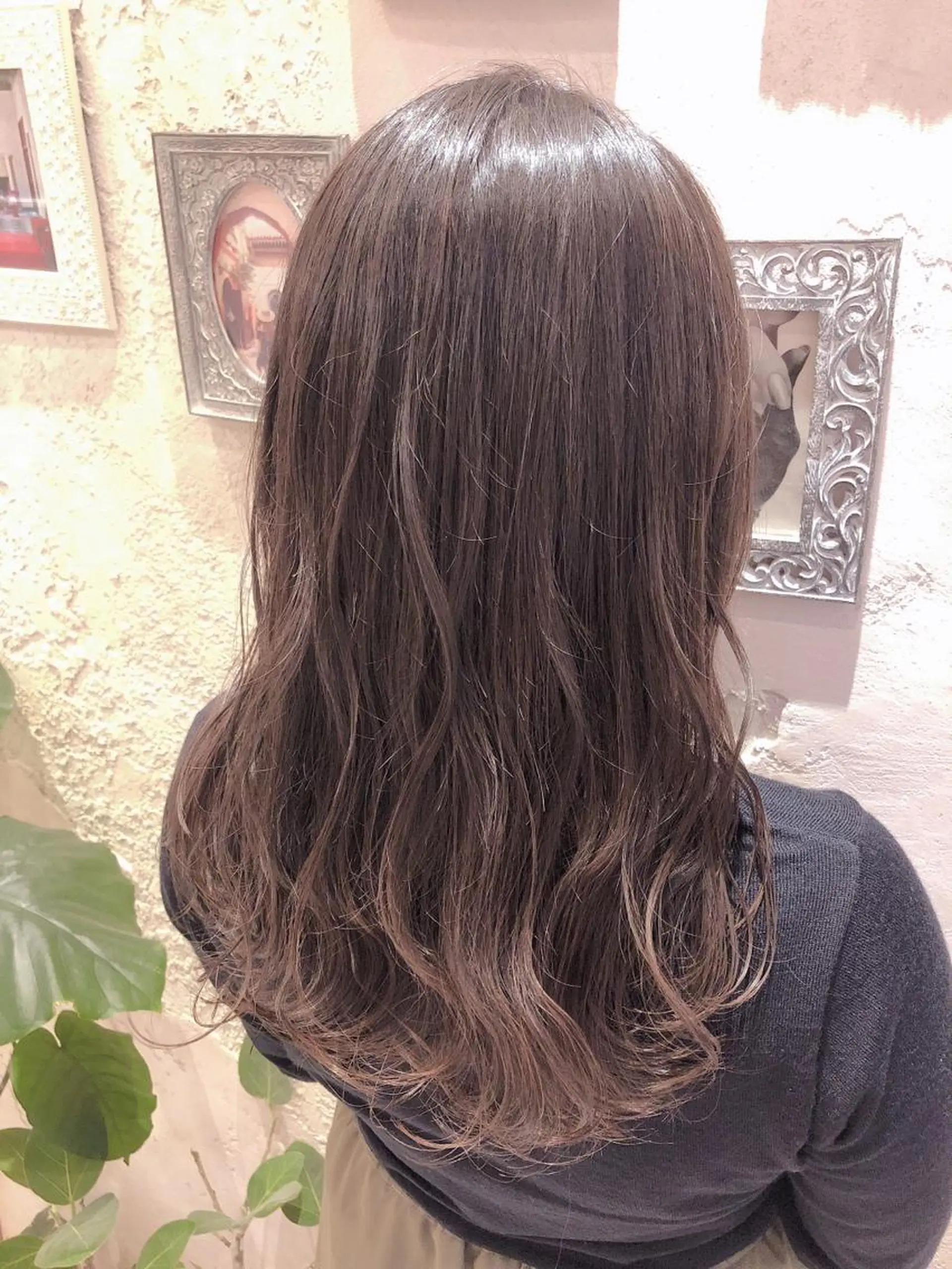 ミディアム カット ヘアカラー トリートメント 代表山口ひな 髪質改善のプロのヘアスタイル