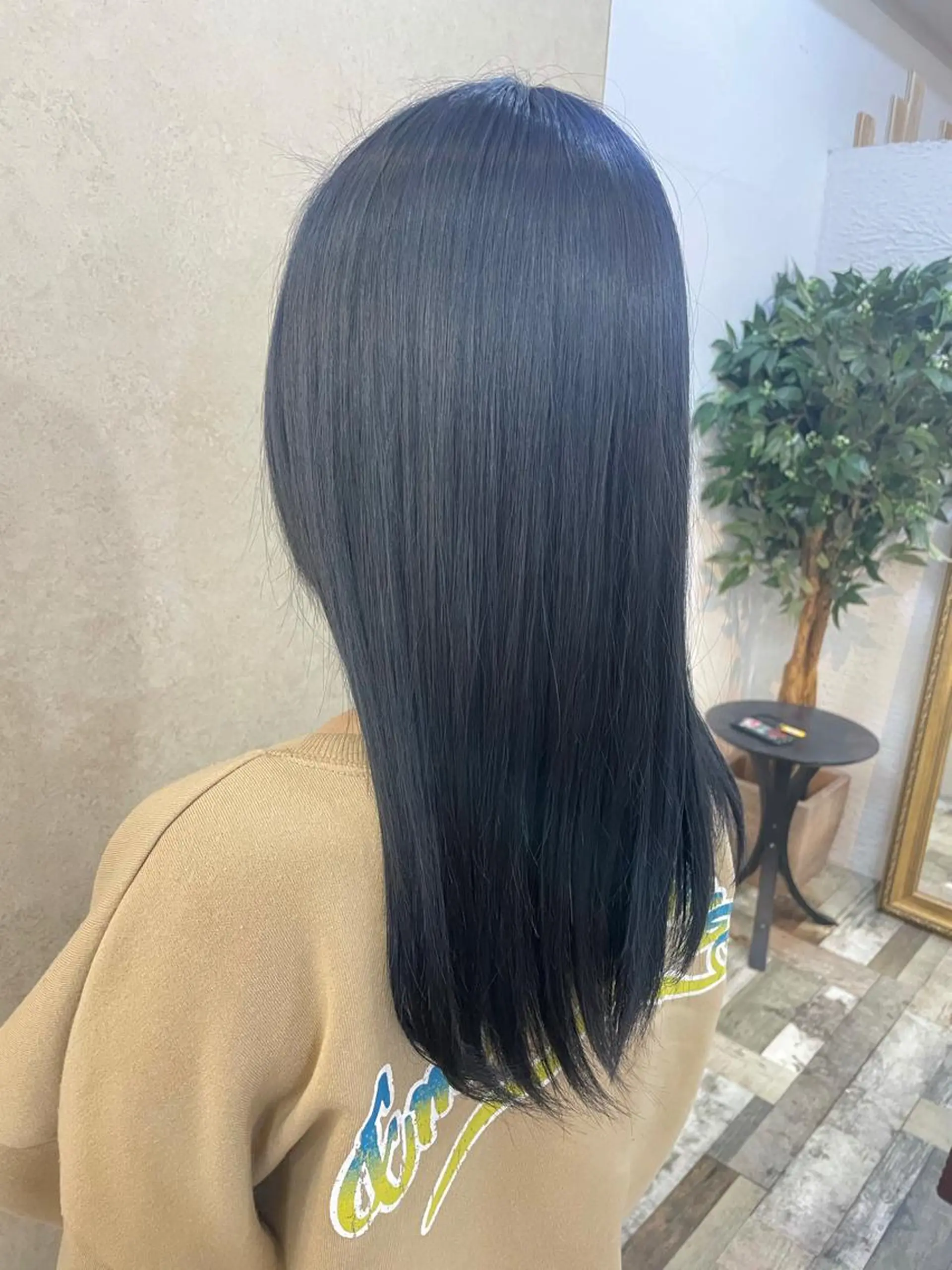 ロング カラー ヘアアレンジ ブリーチ ブルーカラー ブルージュ 韓国風ヘア 🦋高瀬寛菜🦋 韓国/ブリーチのヘアスタイル