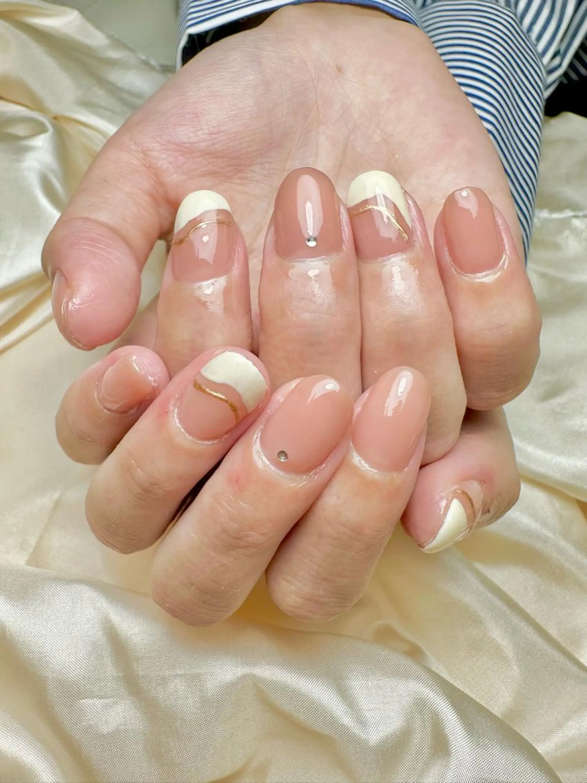 ネイル マルサンカクシカク所属・○△□ 守口市のネイルデザイン