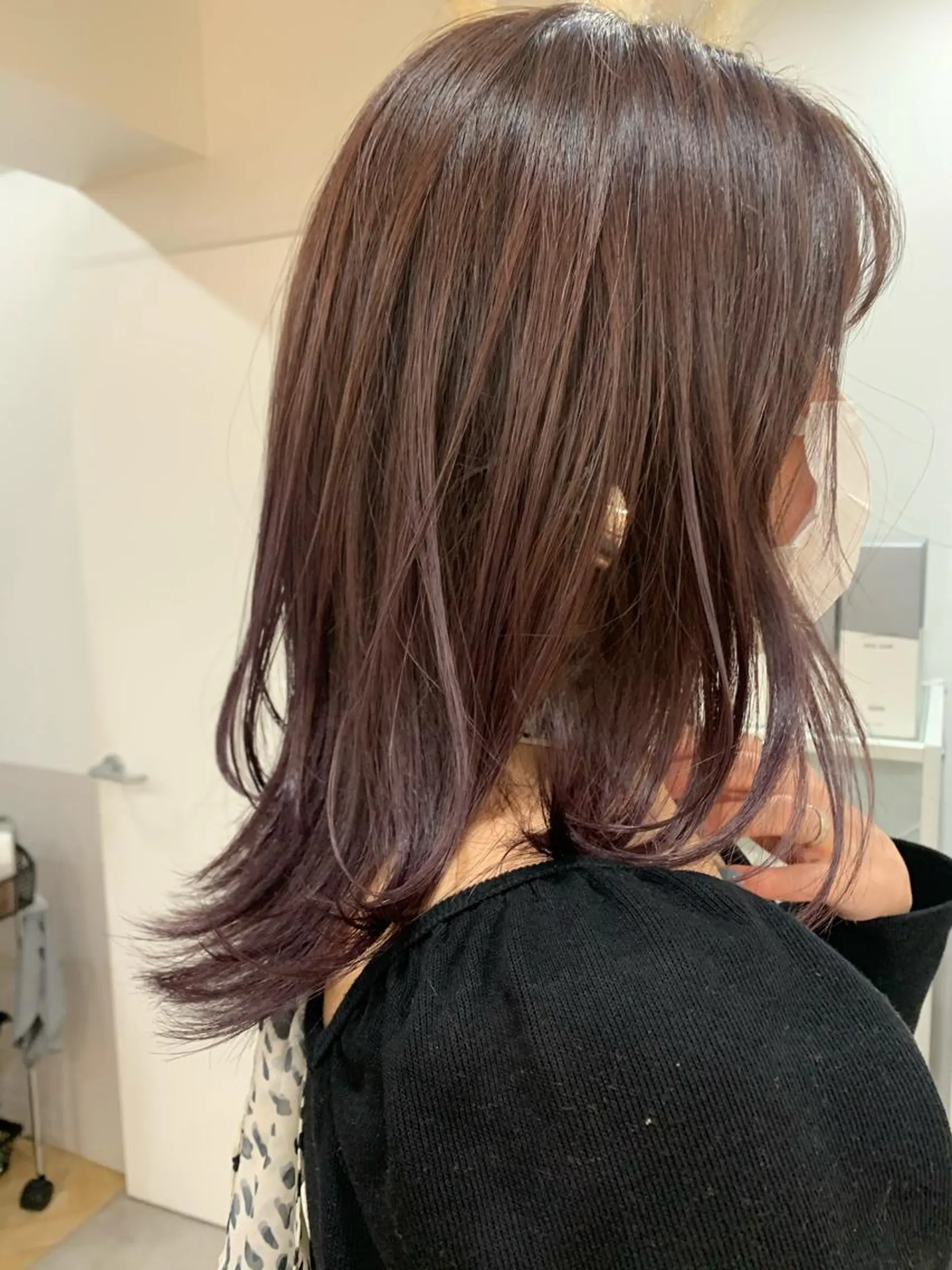 ミディアム 斉藤 未佳のヘアスタイル