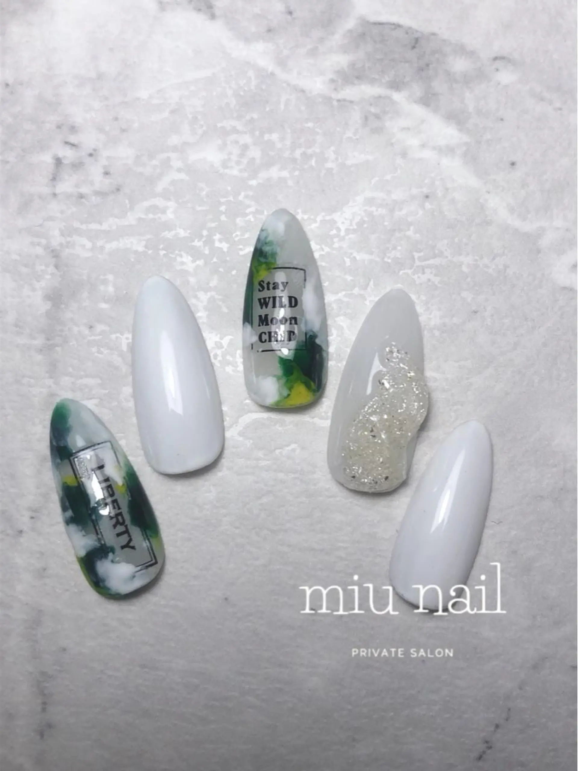 ネイル 杉本 孝美のネイルデザイン