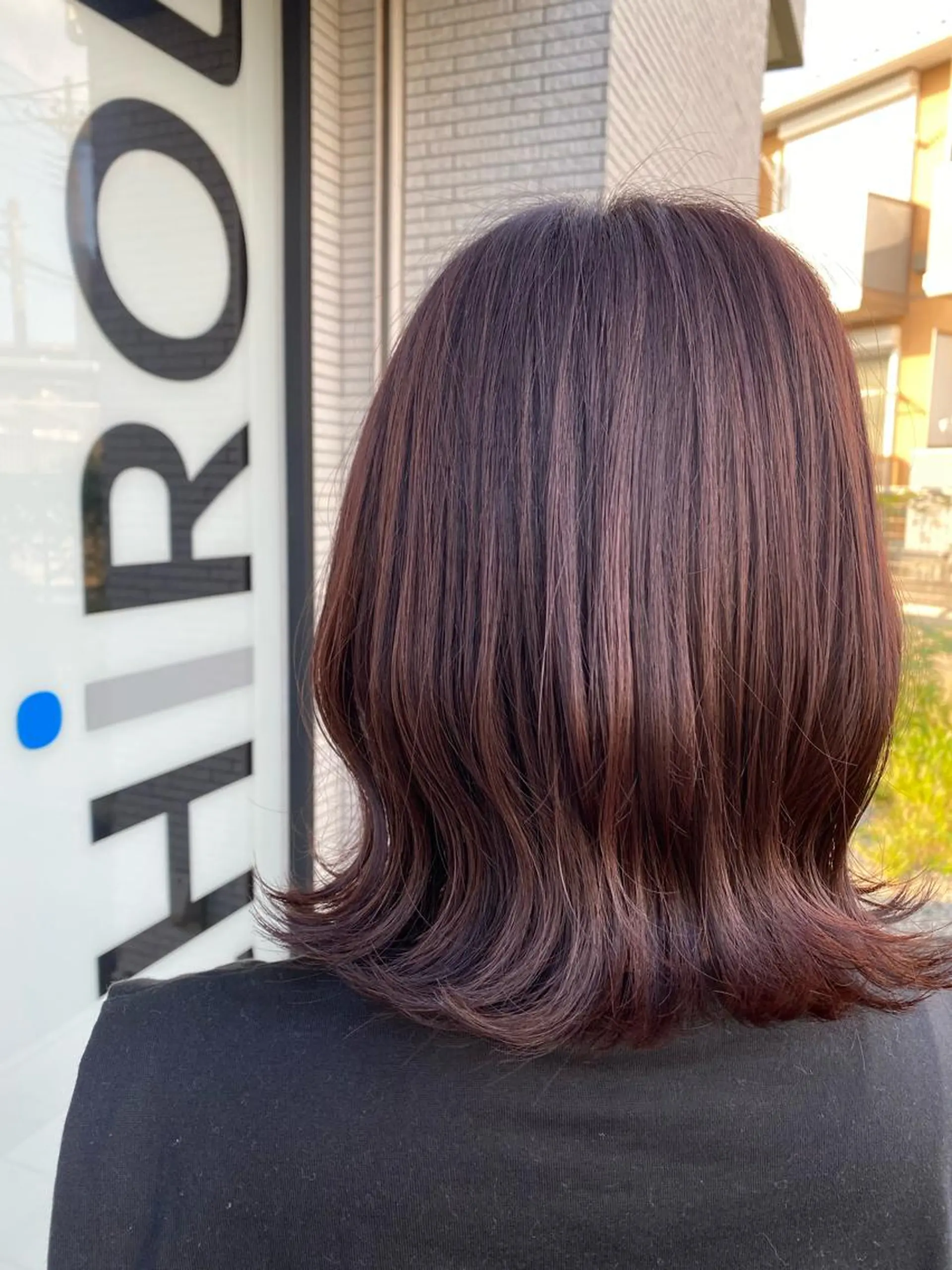 ミディアム カラー haru .のヘアスタイル