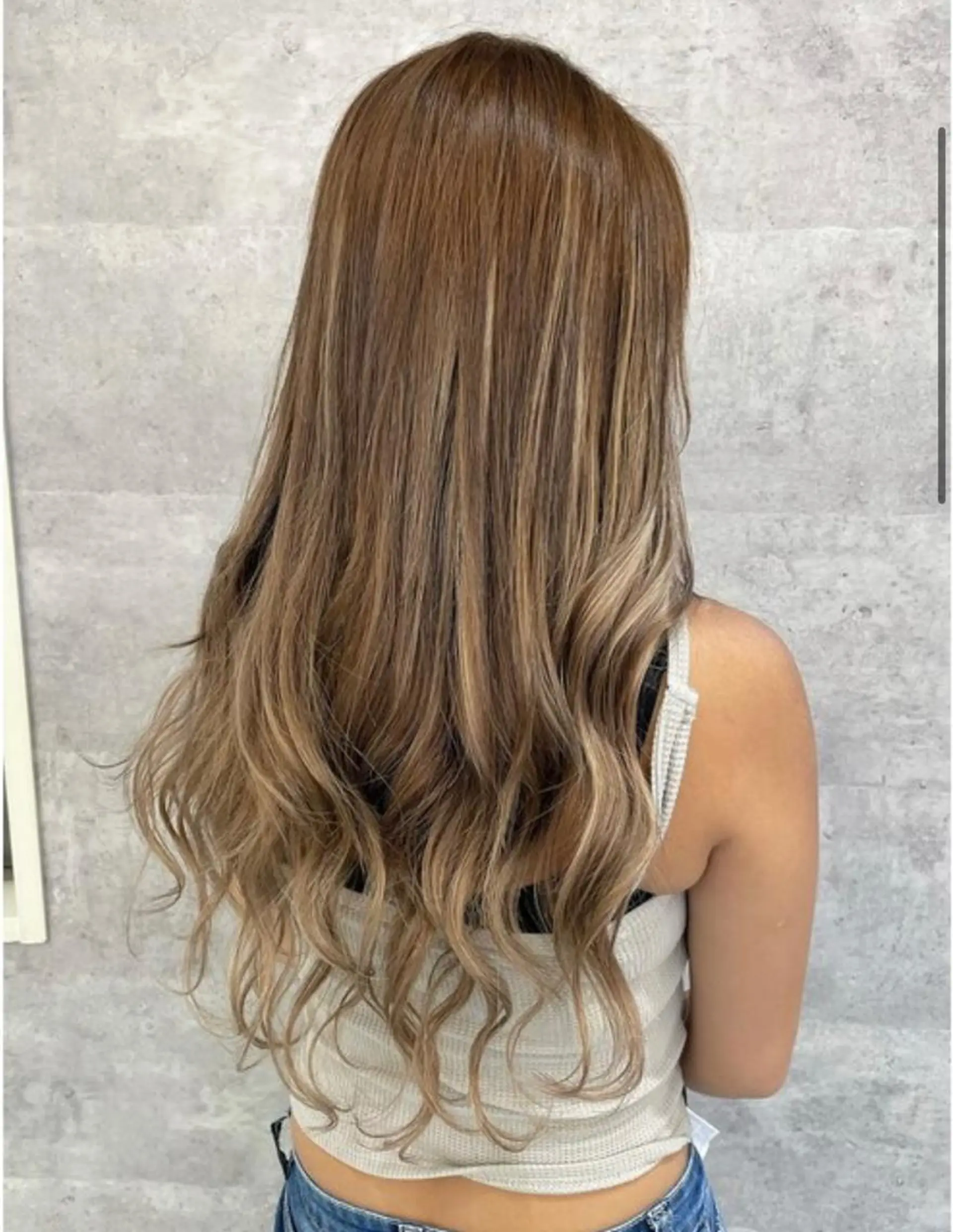 ロング エクステ レイヤーカット ♡似合わせハイトーン ♡maiのヘアスタイル