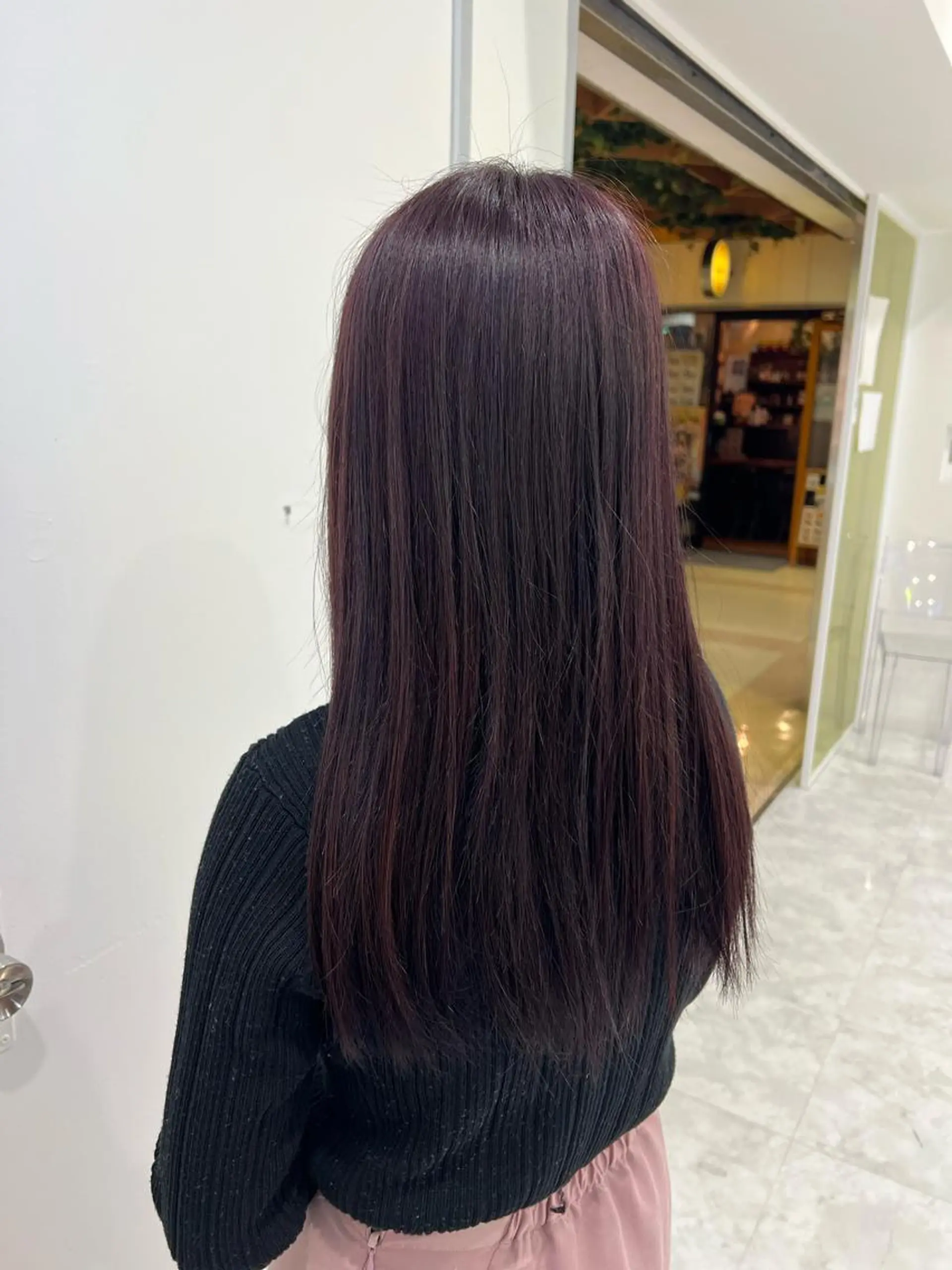 ロング ワインレッド 🍒KAHOのヘアスタイル