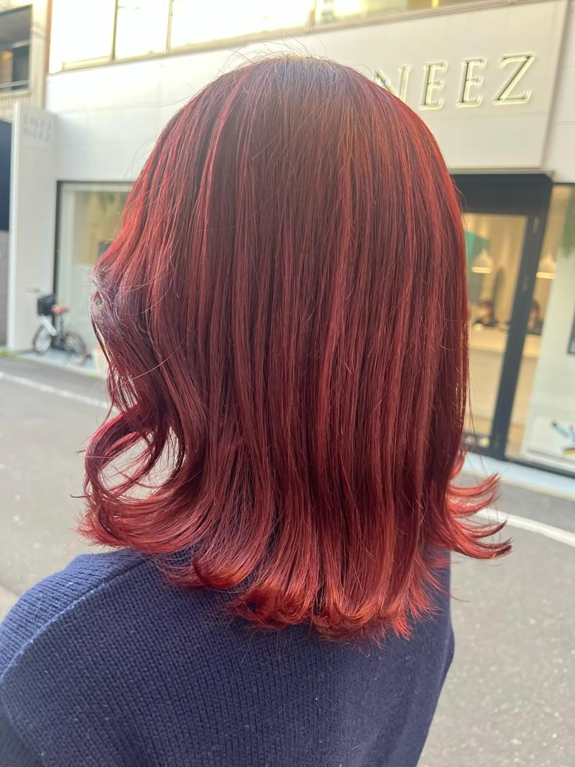 ミディアム カラー ヘアアレンジ Moana by HEADLIGHT所属・tomoka／ デザインカラー🌺のヘアスタイル