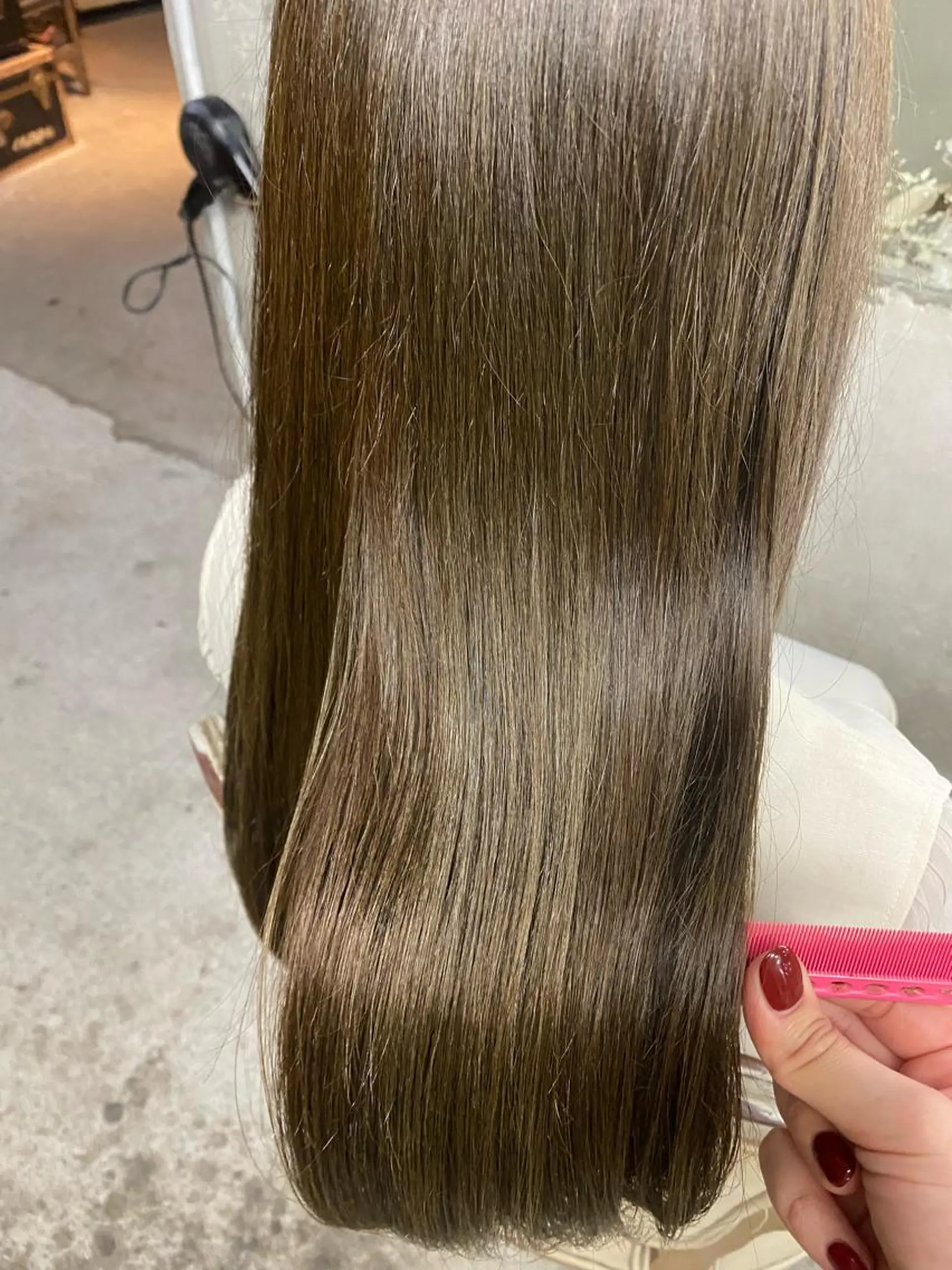 セミロング カラー ベージュカラー オリーブベージュ お任せヘア☘️☘️ 及川渚のヘアスタイル