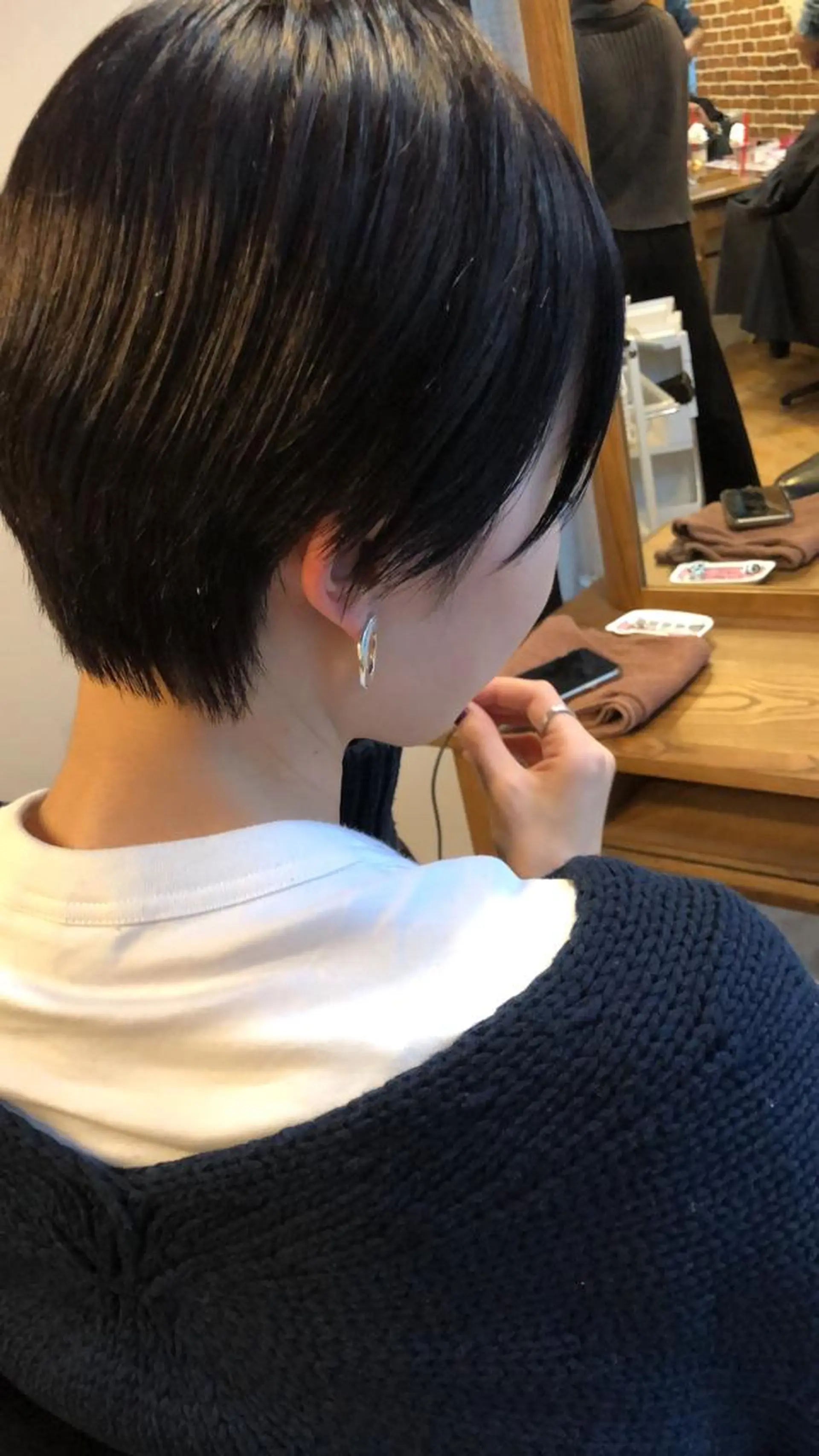 ショート 切りっぱなしボブ ボブ 外国人風カラー ハイライト レイヤーカット また会いたくなる 美容師【KENTA】のヘアスタイル