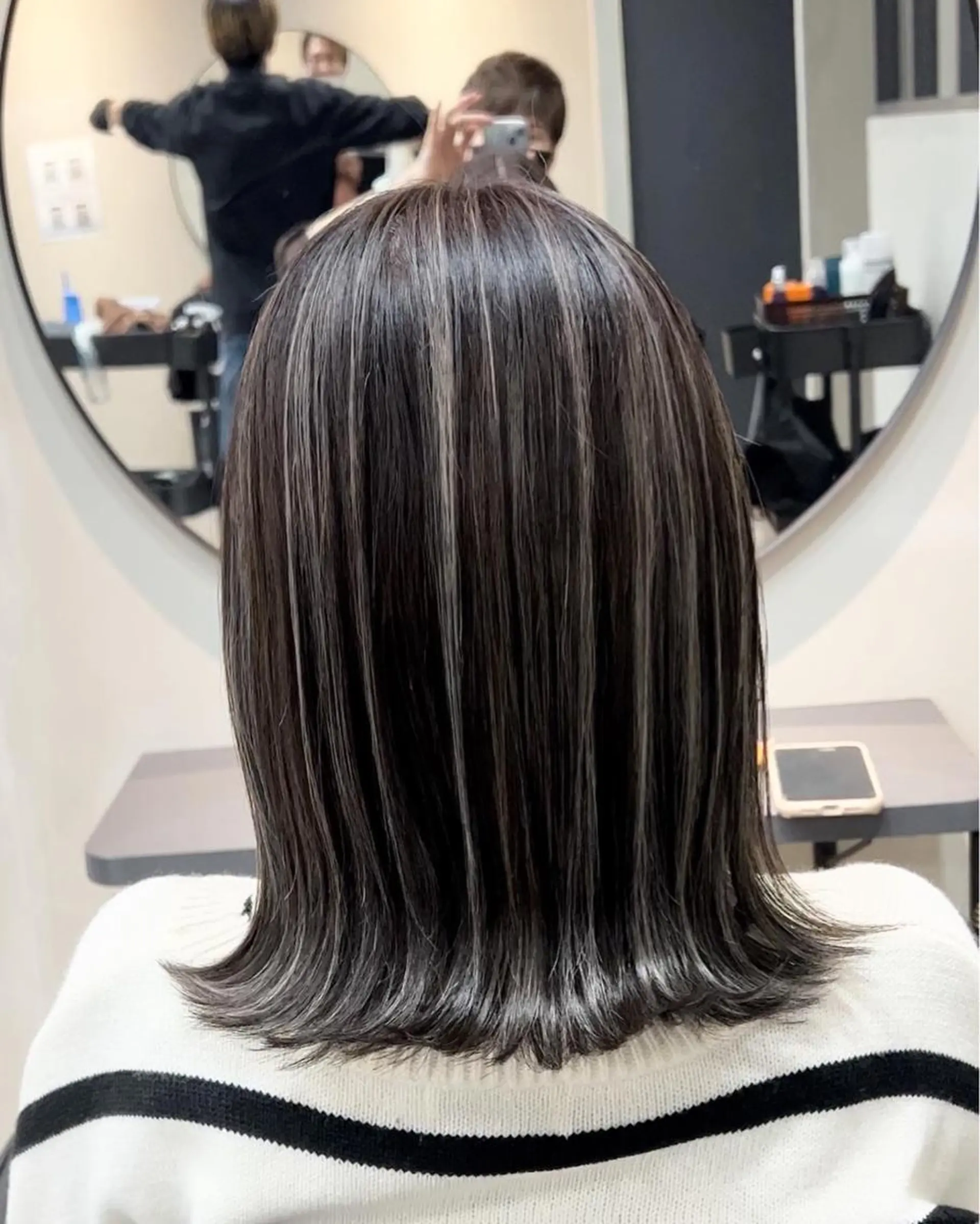 ミディアム カラー lafith hair leco所属・西金 徹のヘアスタイル