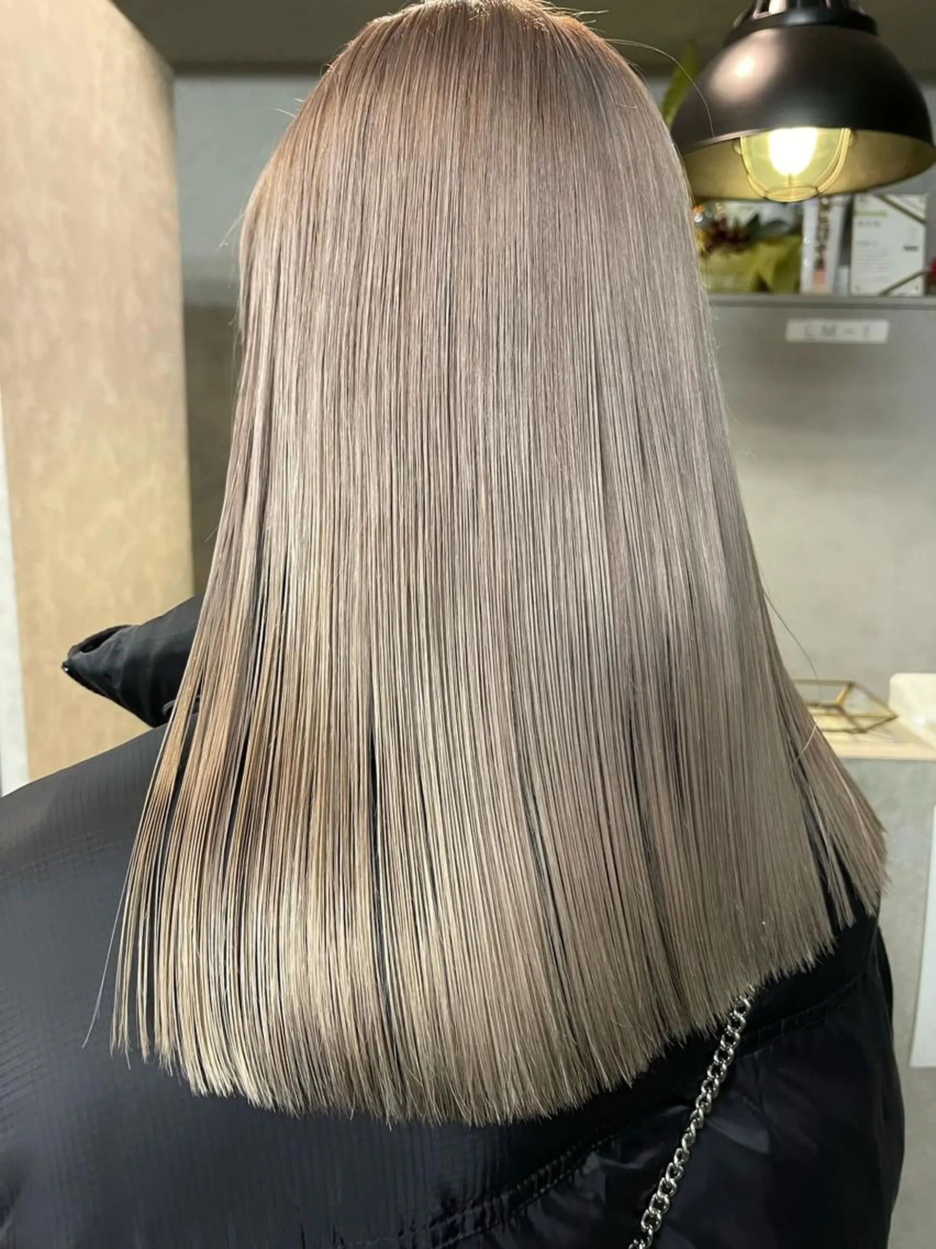 ロング カラー ブリーチ トリートメント ヘアカラー トリートメント Haru/THREE …by velvetのヘアスタイル