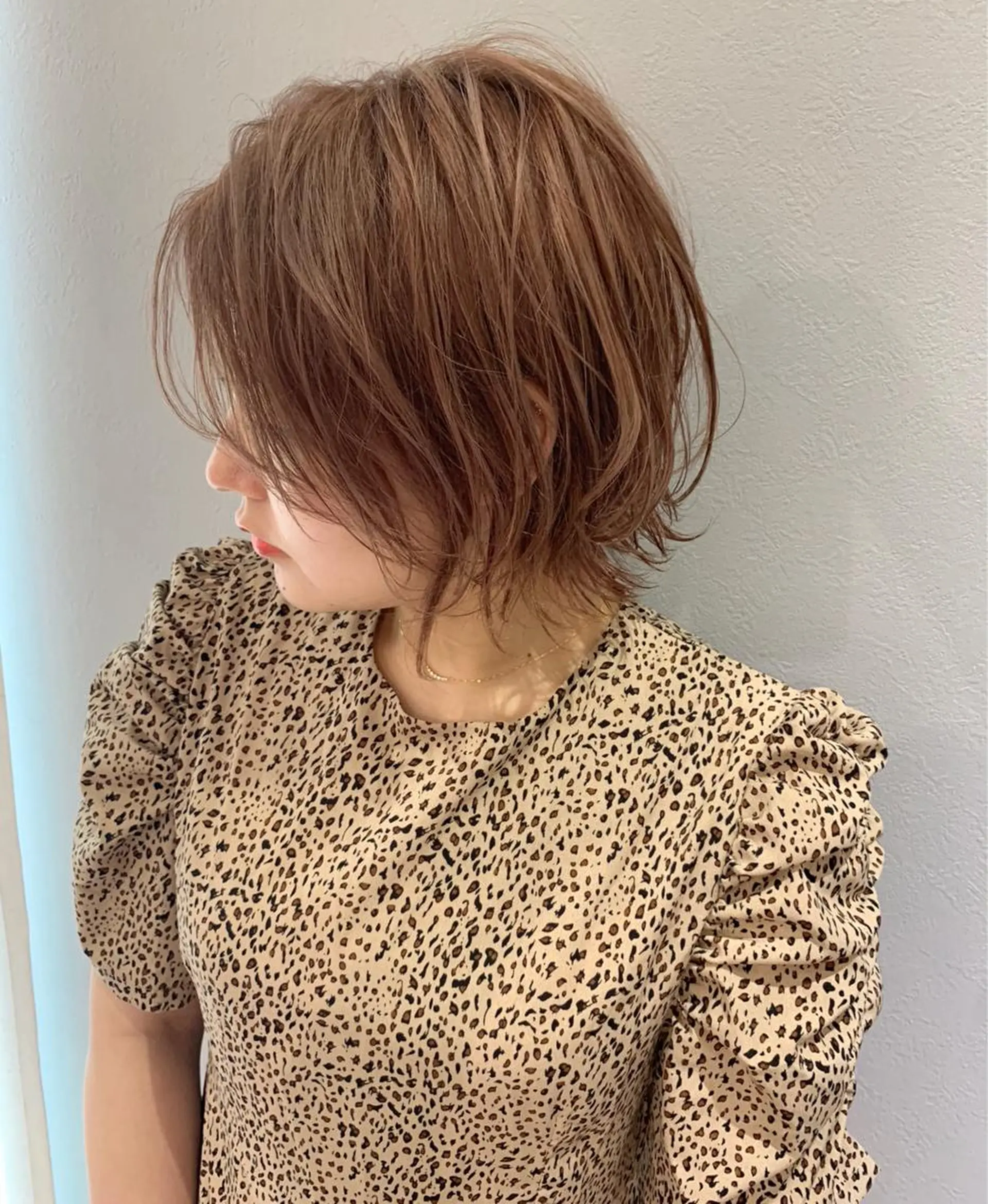ミディアム カラー ベージュカラー オレンジ オレンジベージュ 🫧ふじたまゆ🫧 レイヤーカット✂︎のヘアスタイル