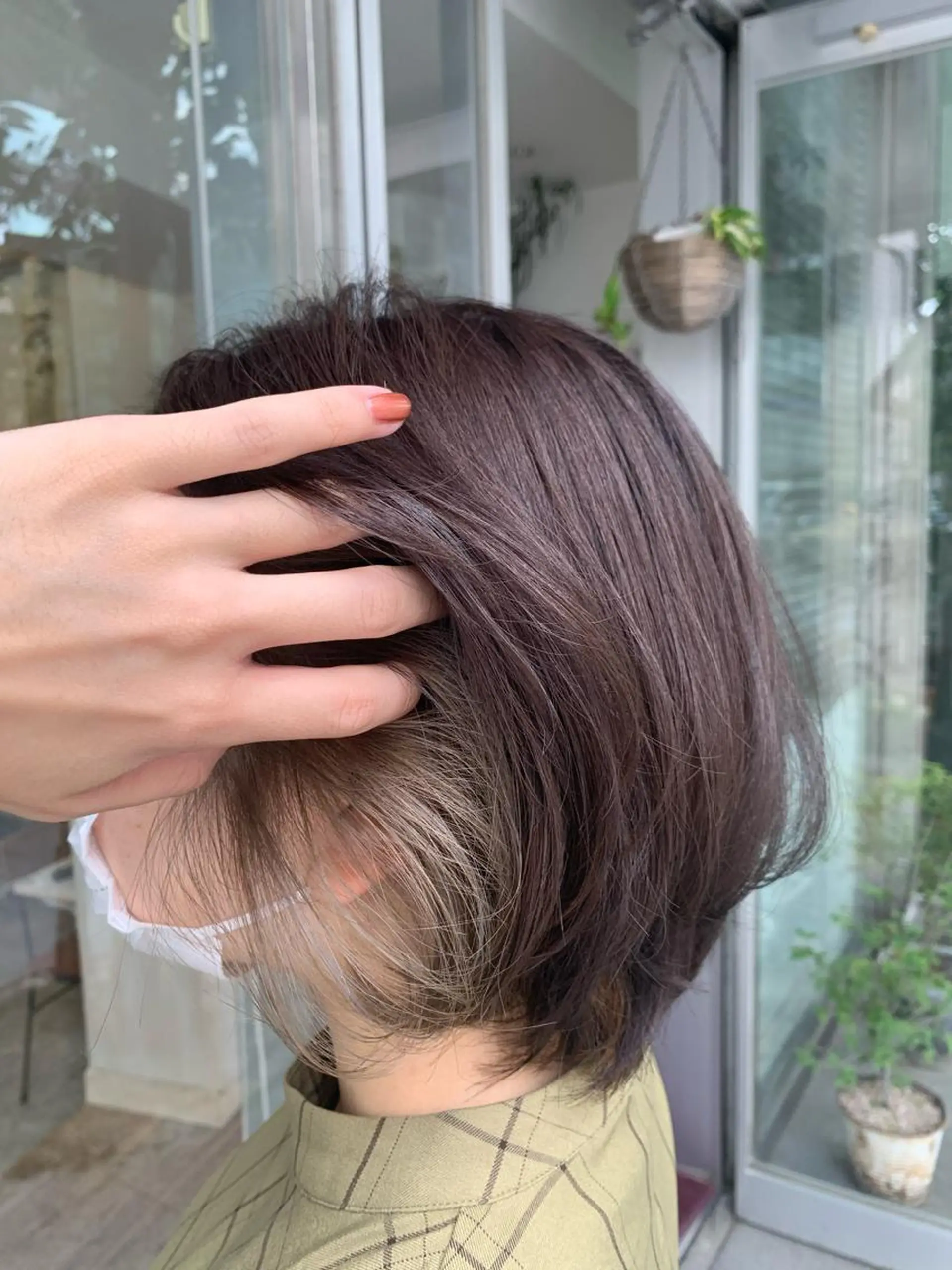 ショート カラー fio マナミのヘアスタイル