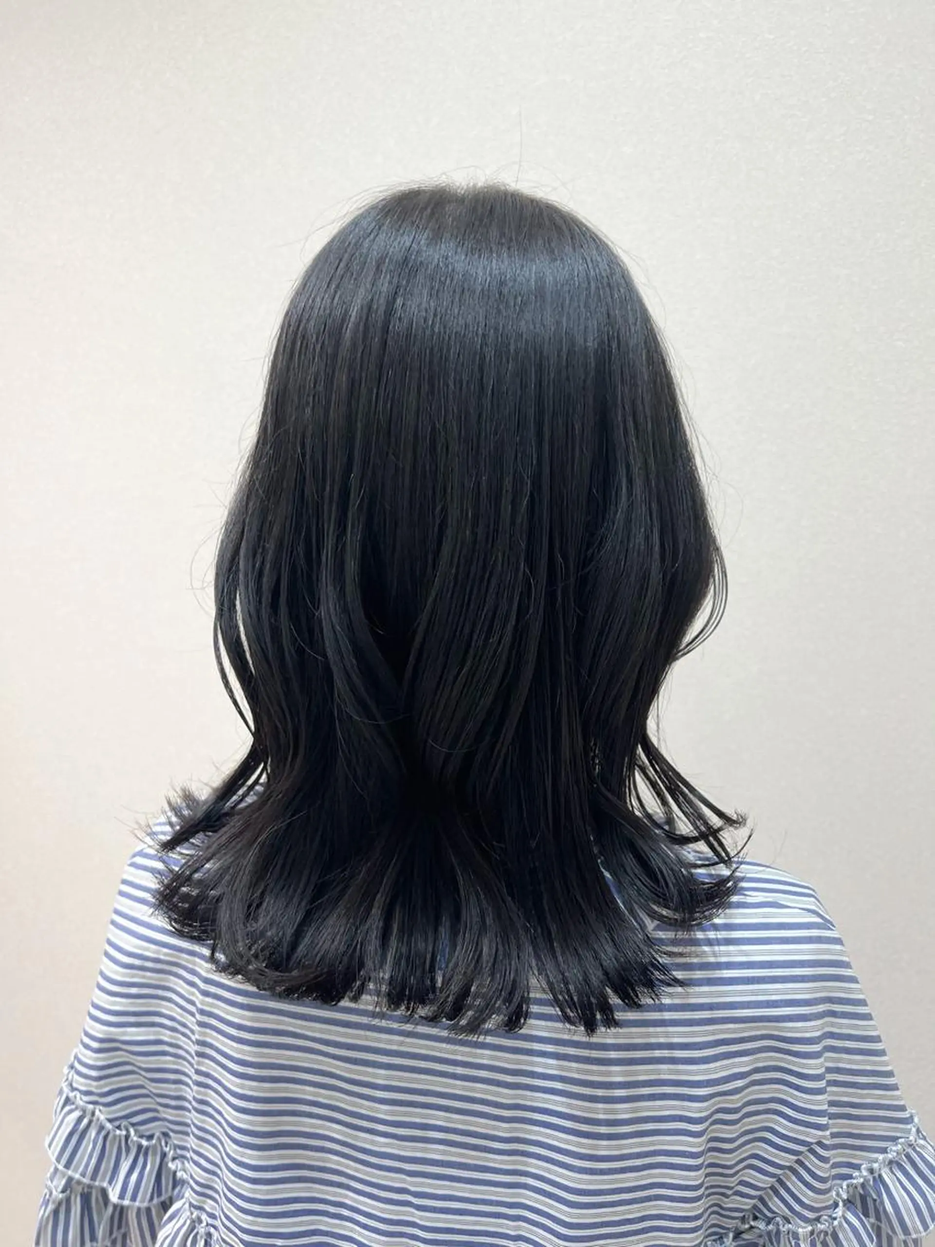 セミロング カット ヘアカラー トリートメント ヘッドスパ mina .のヘアスタイル