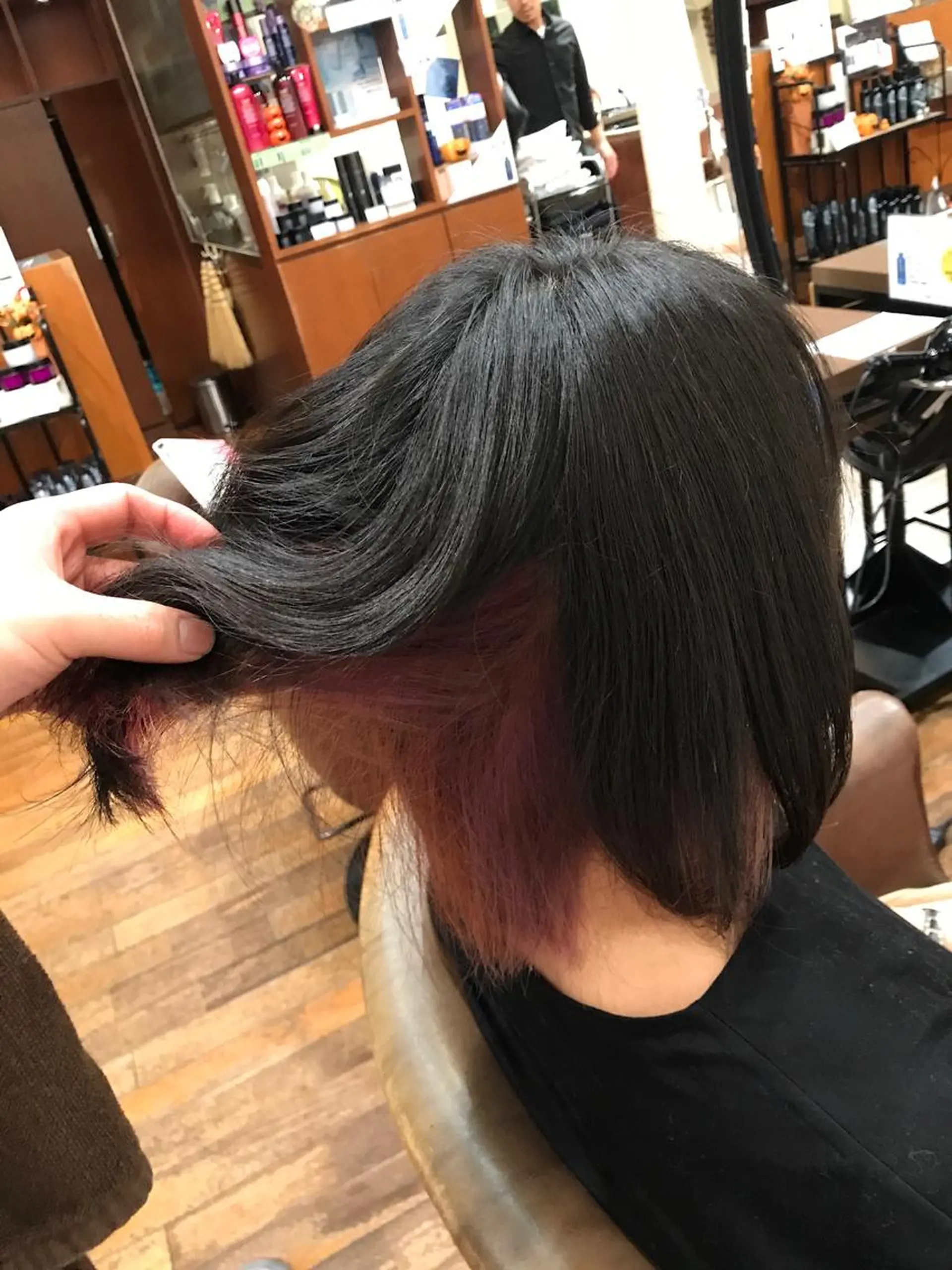 ショート カラー コロレ所属・赤松 孝亮のヘアスタイル