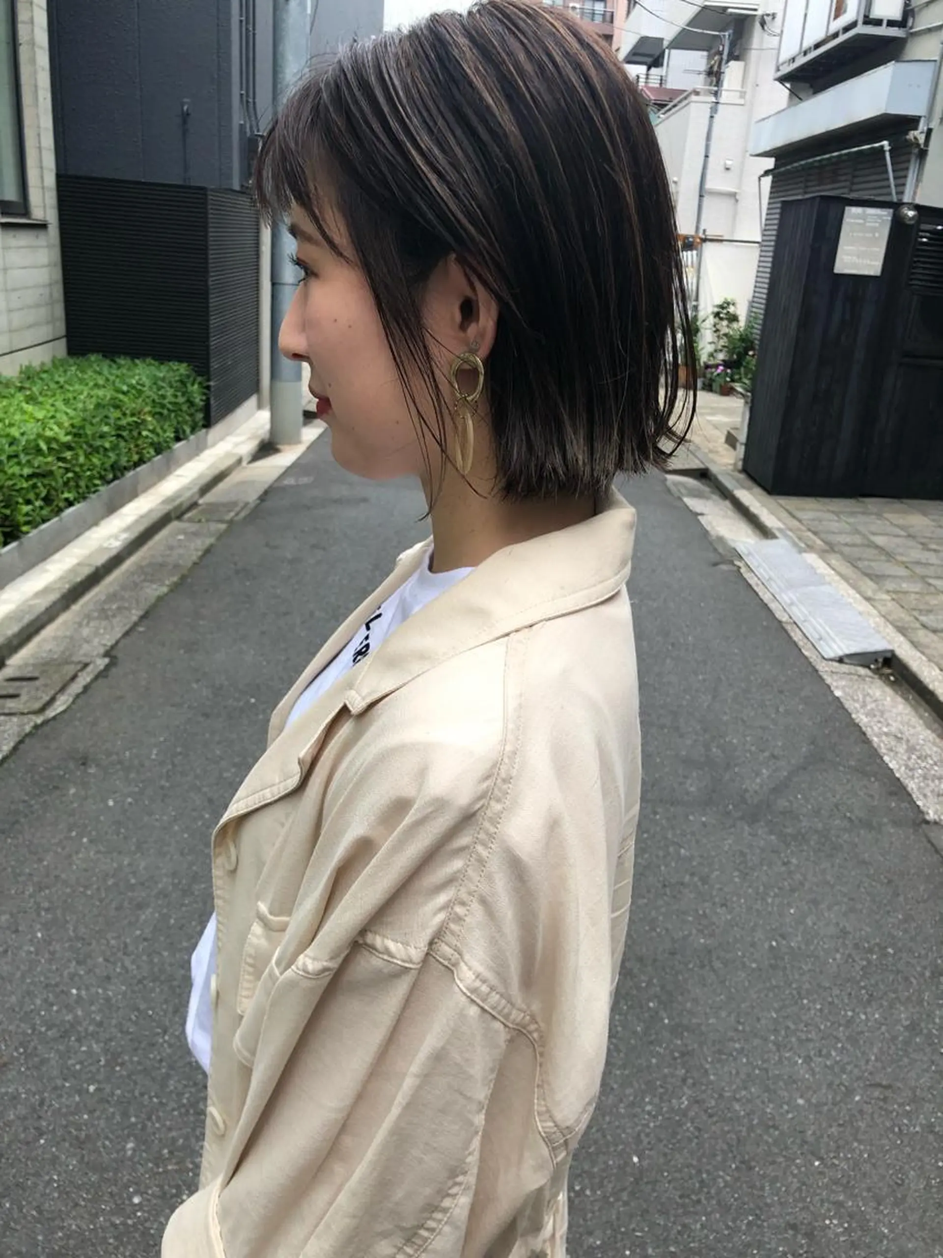 ショート 切りっぱなしボブ ボブ 外国人風カラー ハイライト レイヤーカット また会いたくなる 美容師【KENTA】のヘアスタイル