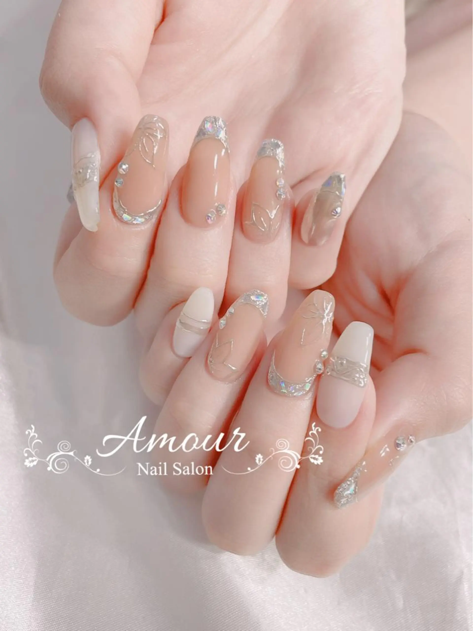 ネイル フラワーネイル フレンチネイル ガラスフレンチ ミラーネイル nailsalon ♡amour♡のネイルデザイン