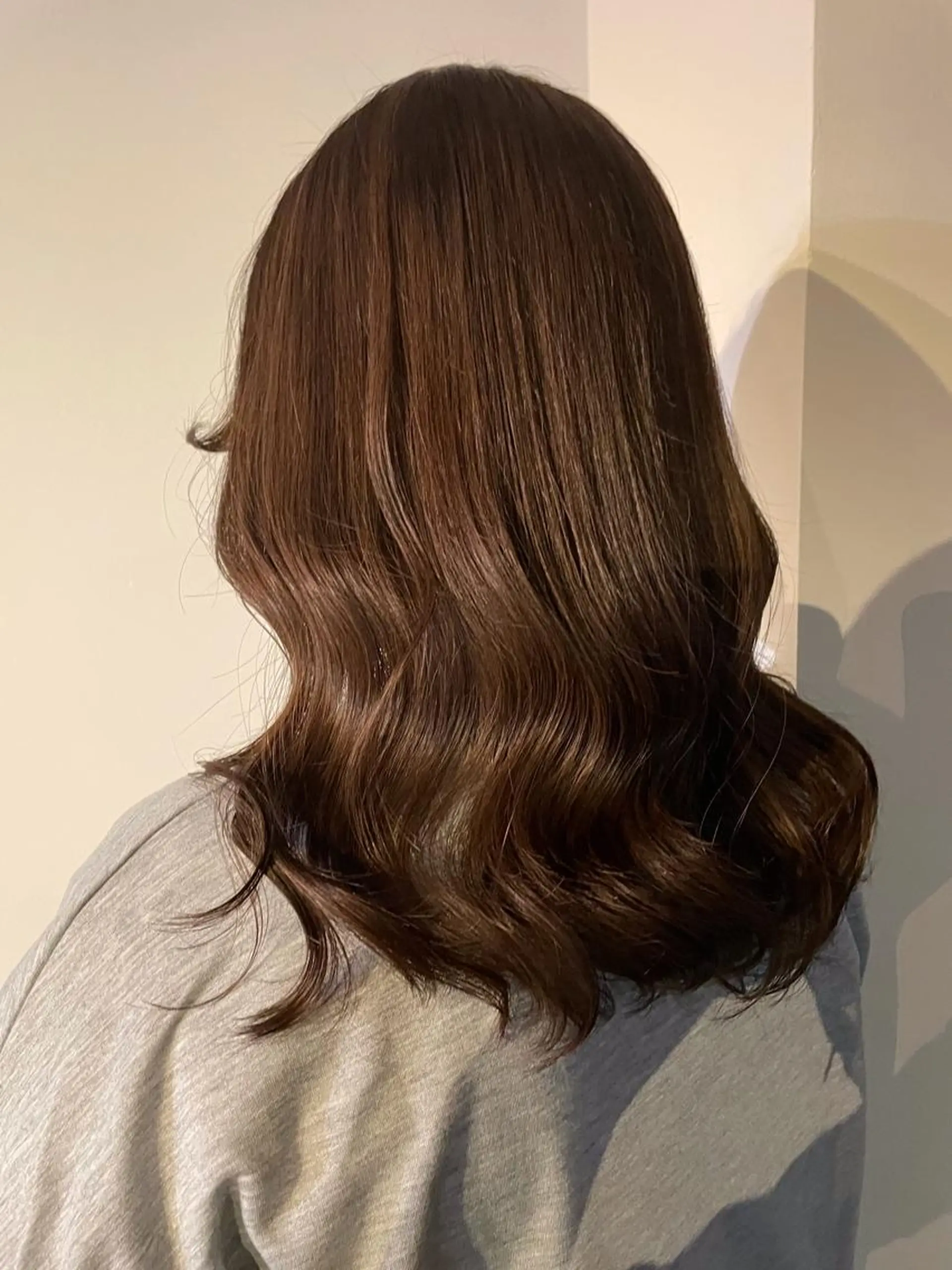 セミロング カラー ヘアアレンジ セミロングパーマ バレイヤージュ ダブルカラー グラデーションカラー ハイライトカラー カット ヘアカラー トリートメント ☀️Luana☀️ 公式/大通のヘアスタイル