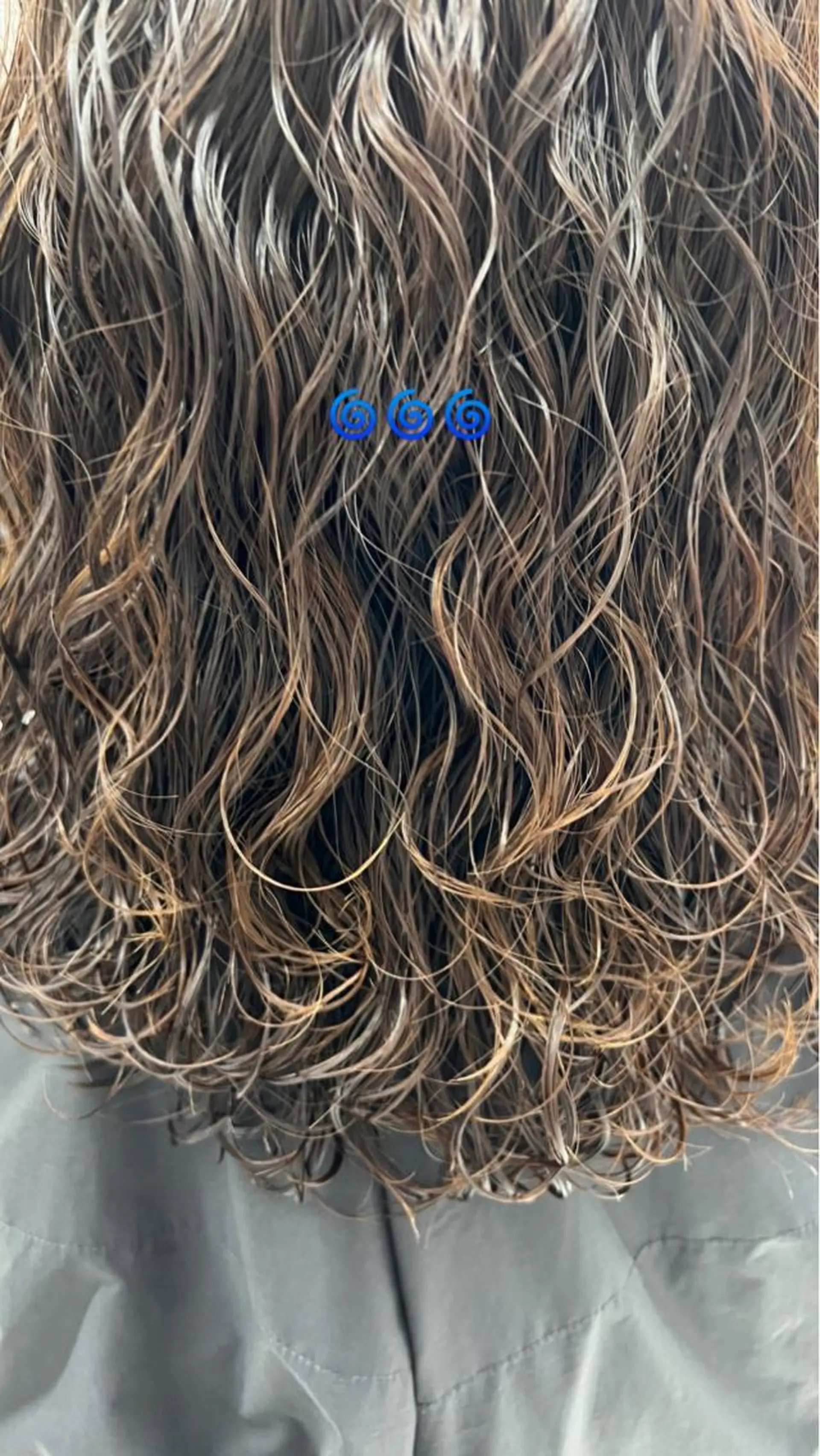 ロング パーマ カット 縮毛矯正 Helena みなつのヘアスタイル