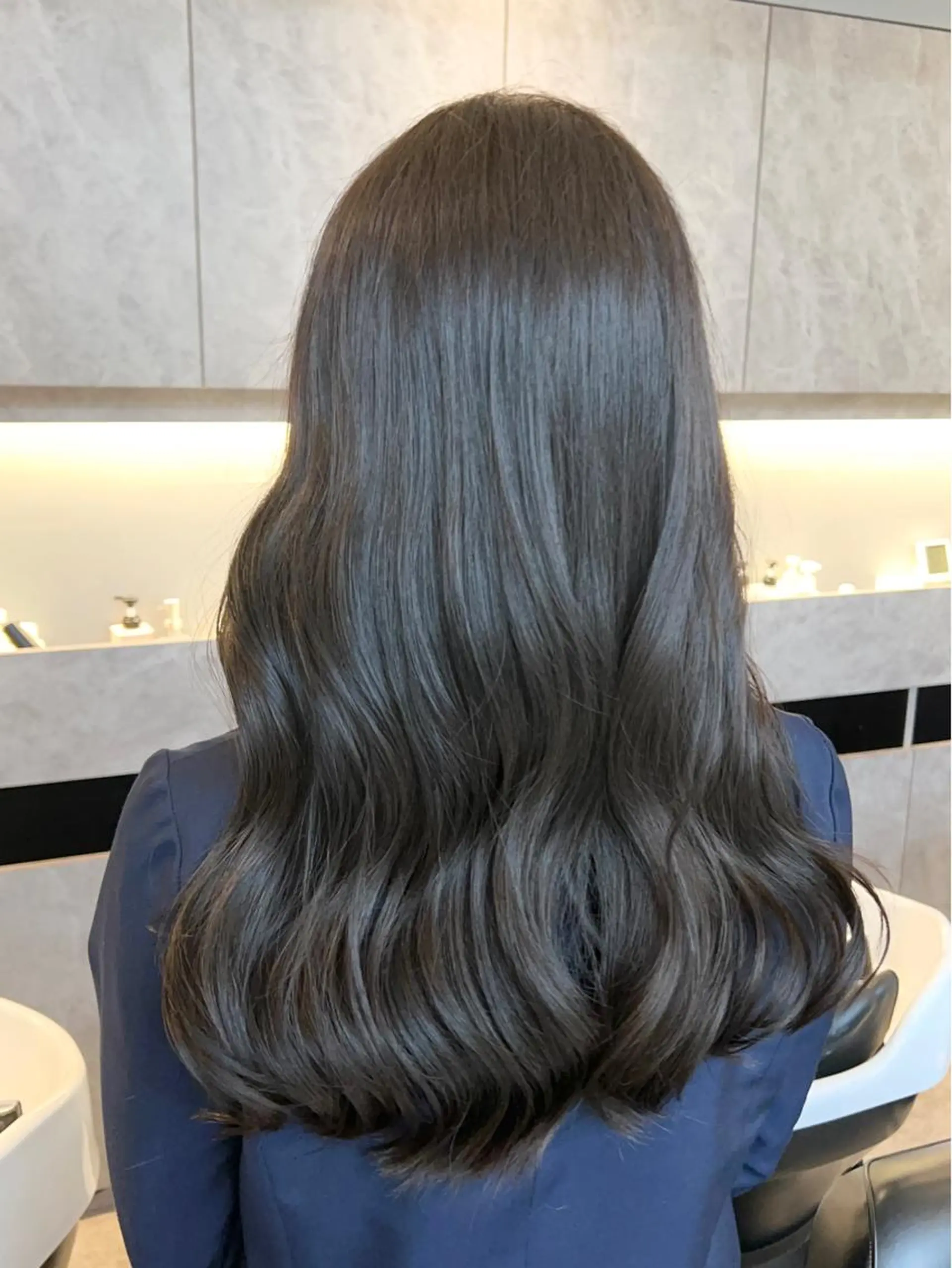 ロング ヨシンモリ カット ヘアカラー 🫧髪質改善•艶カラ ー特化🫧谷奥甲太のヘアスタイル