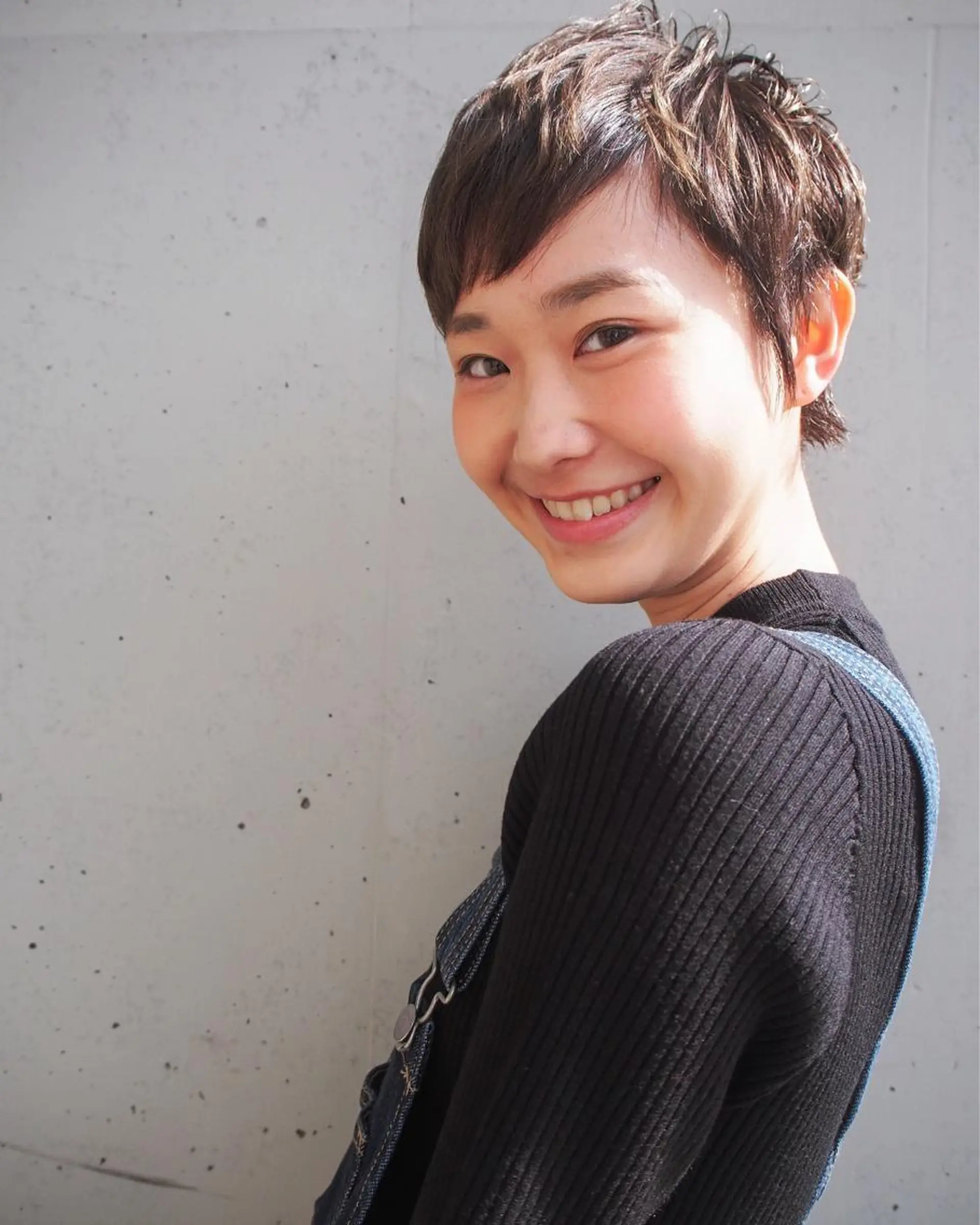 ショート カラー ハイライトカラー 外国人風カラー ハイライト ショートヘア 二宮 早智子のヘアスタイル